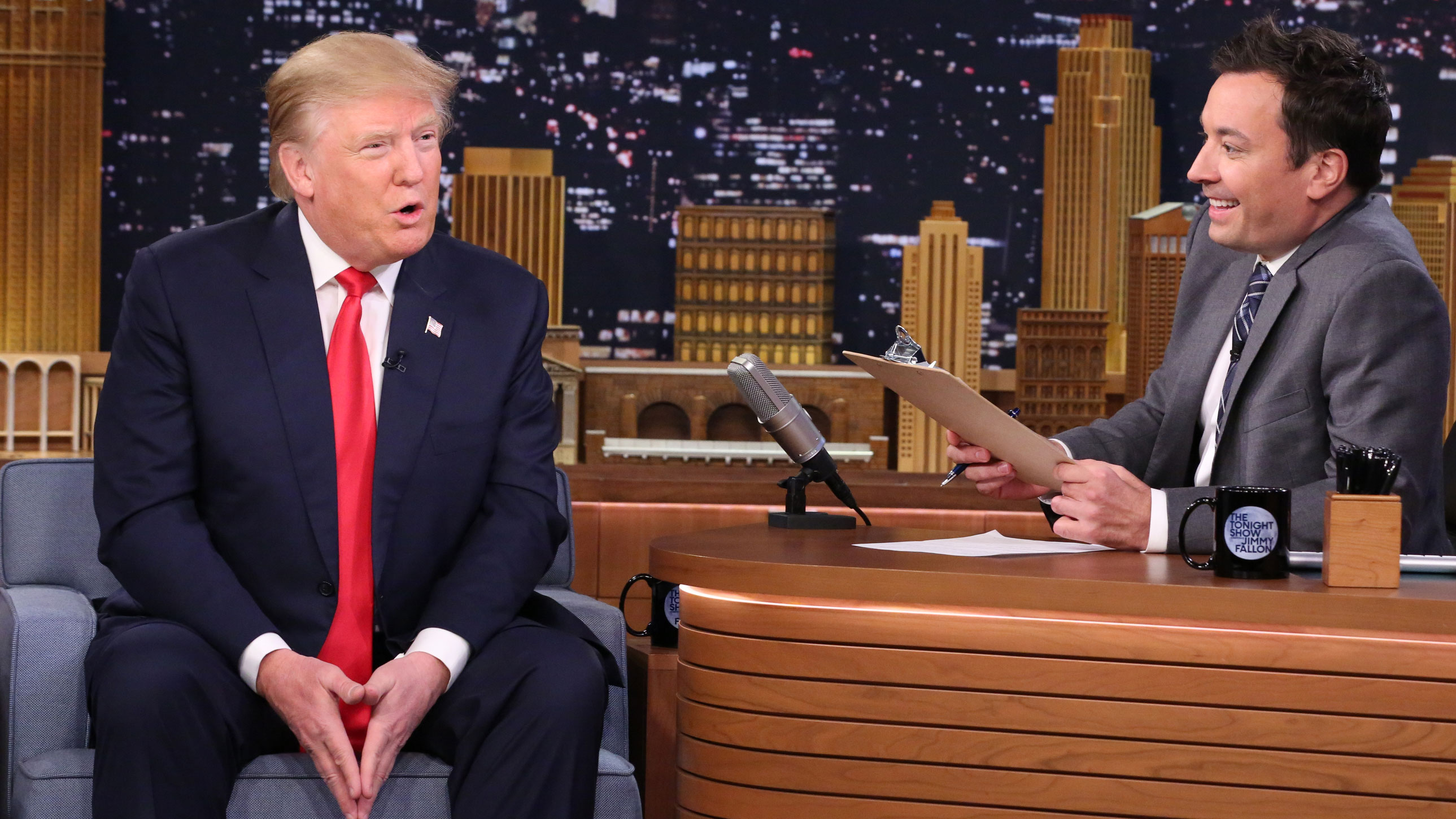 Watch The Tonight Show Starring Jimmy Fallon Highlight: Mock Job