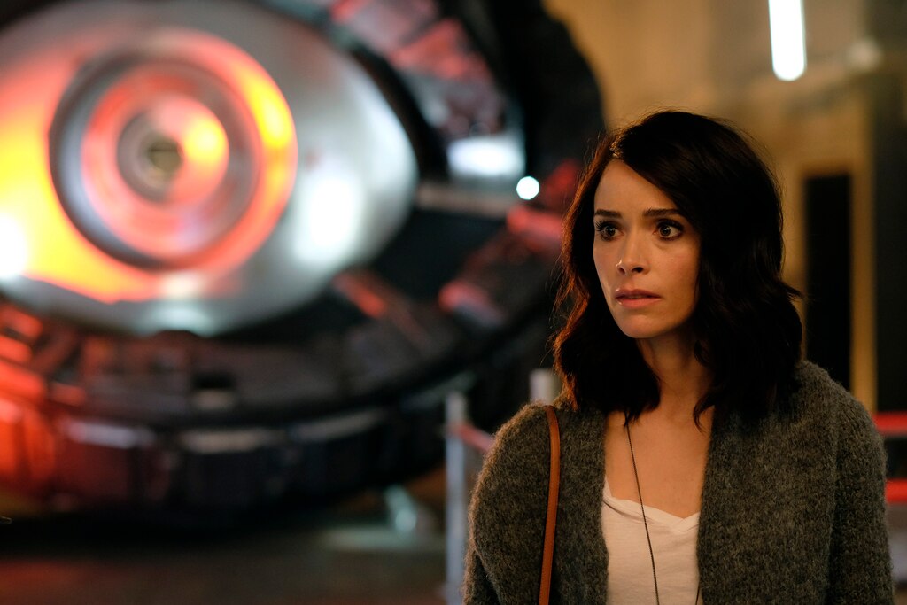 Films Et Séries Tv Avec Abigail Spencer Timeless: Pilot Photo: 2928954 - NBC.com