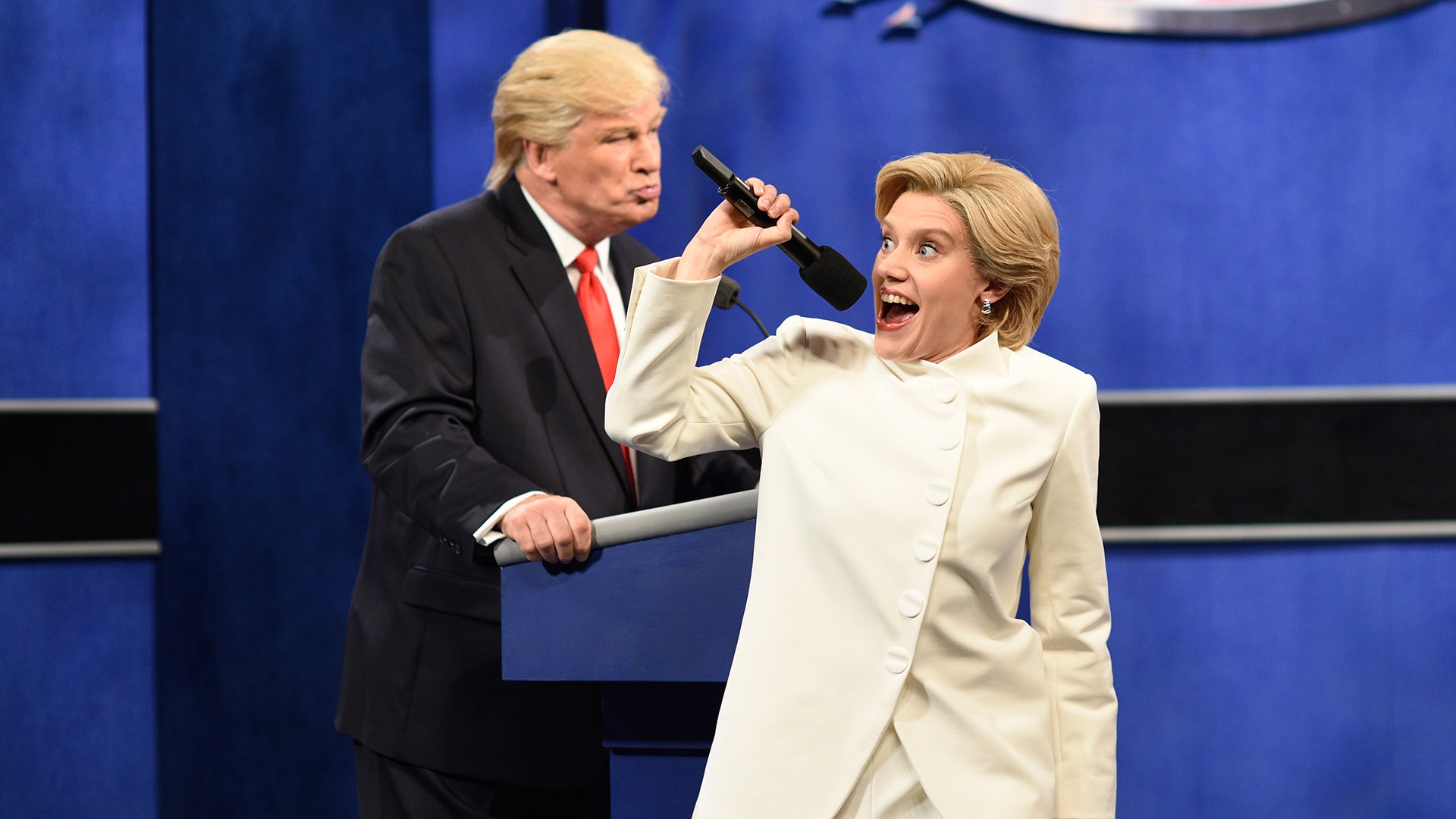 Watch Saturday Night Live Highlight Donald Trump vs. Hillary Clinton