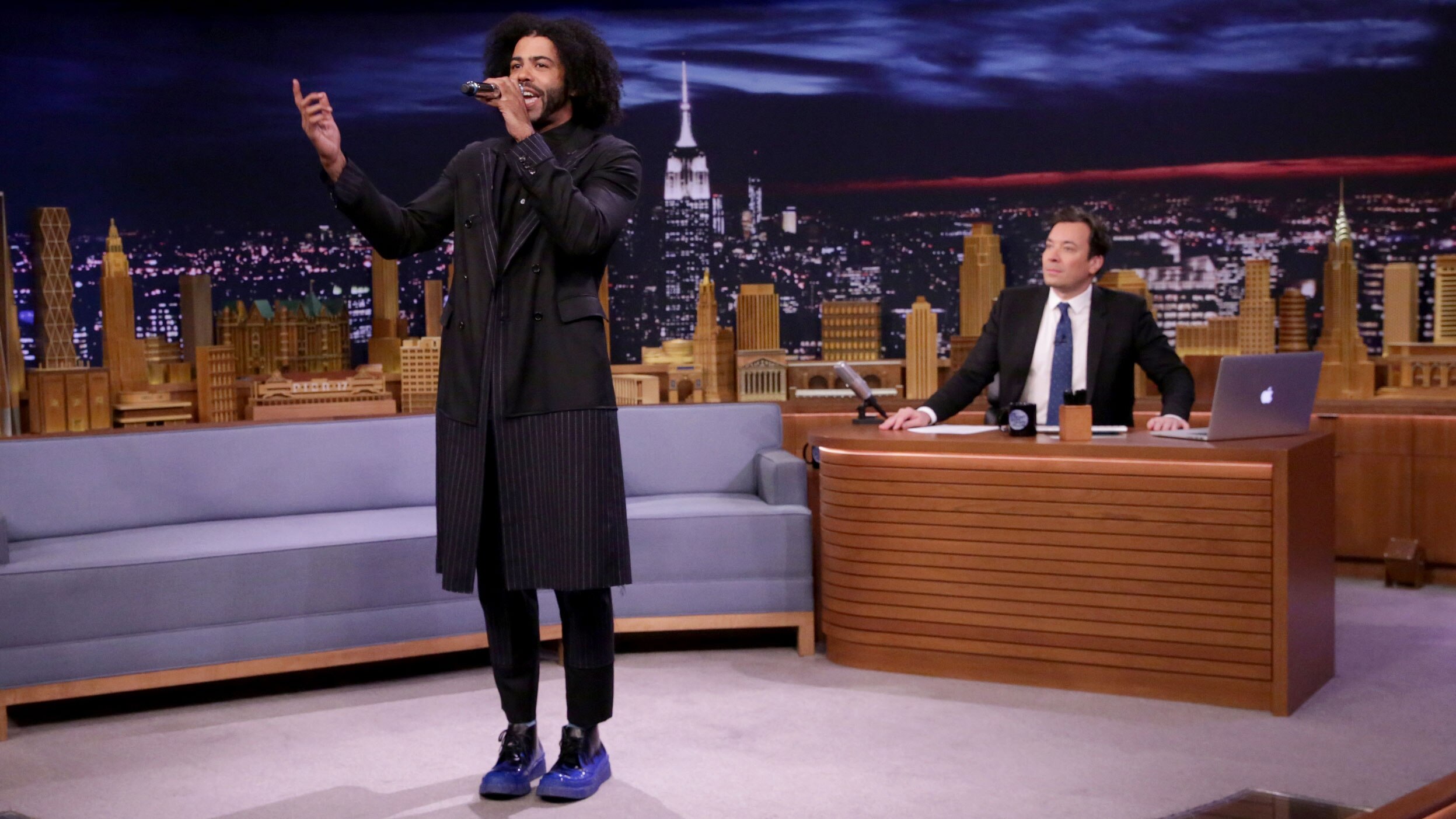 Daveed Diggs On Jimmy Fallon 2024 favors