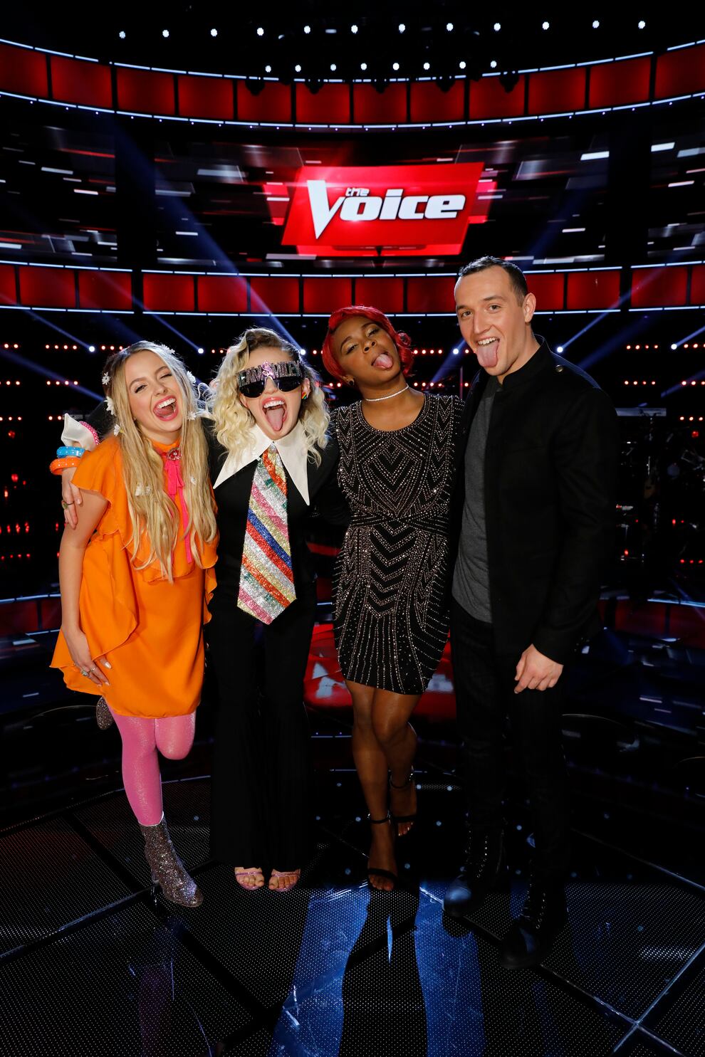 The Voice Behind the Scenes The Live Playoffs Photo 2957857