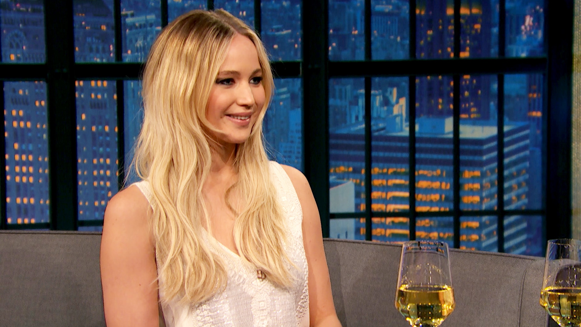 Watch Late Night With Seth Meyers Interview Jennifer Lawrence Is Obsessed With Pippi Lawrence 