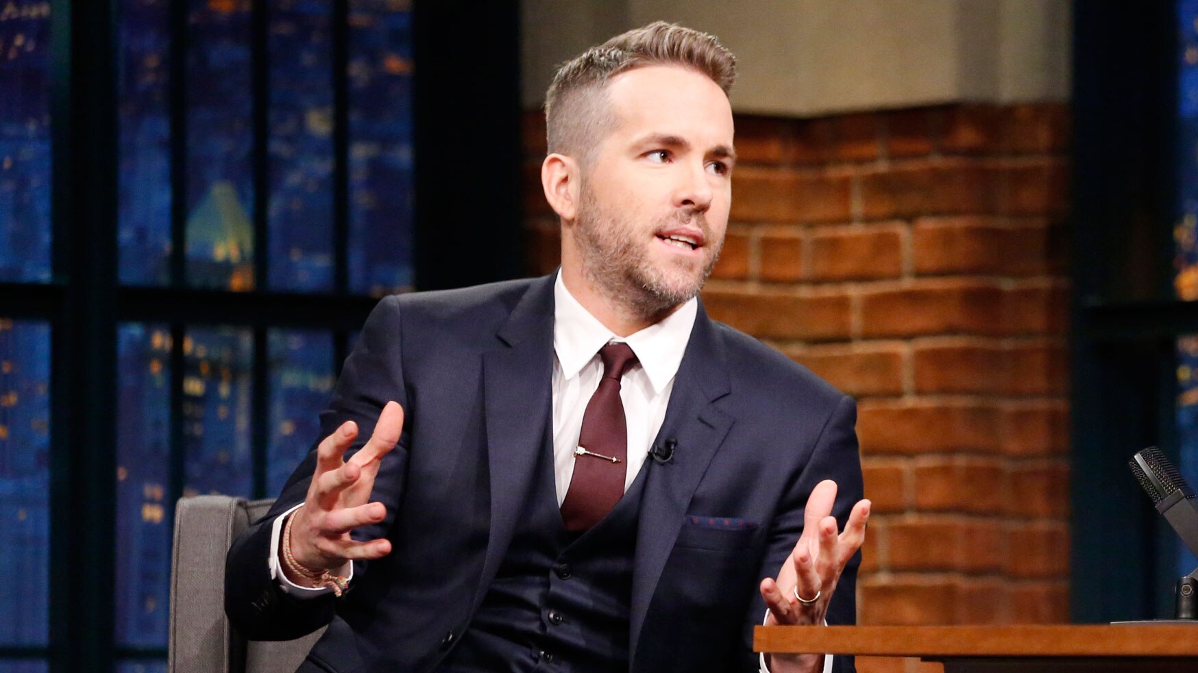 Watch Late Night with Seth Meyers Interview: Ryan Reynolds: The Ugly Side o...