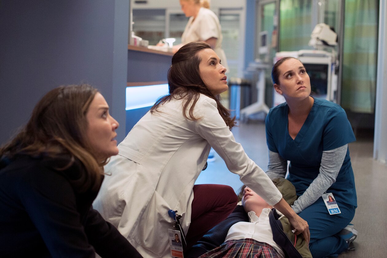 Chicago Med Mirror, Mirror Photo 2981322