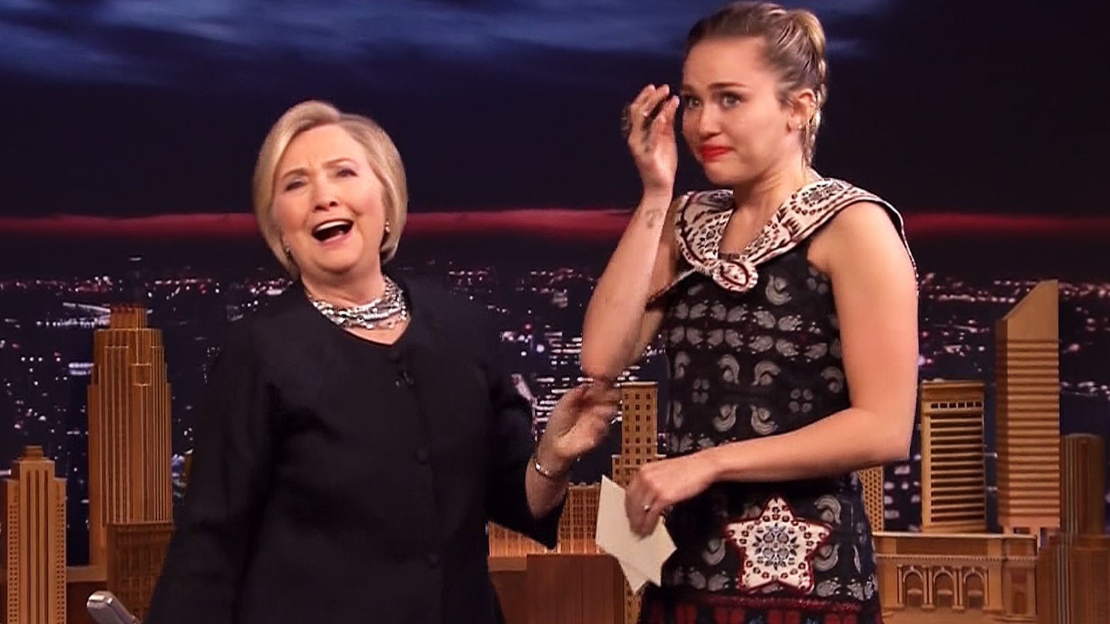 Watch Access Hollywood Interview Miley Cyrus Gets Emotional As She Thanks Hillary Clinton 3999