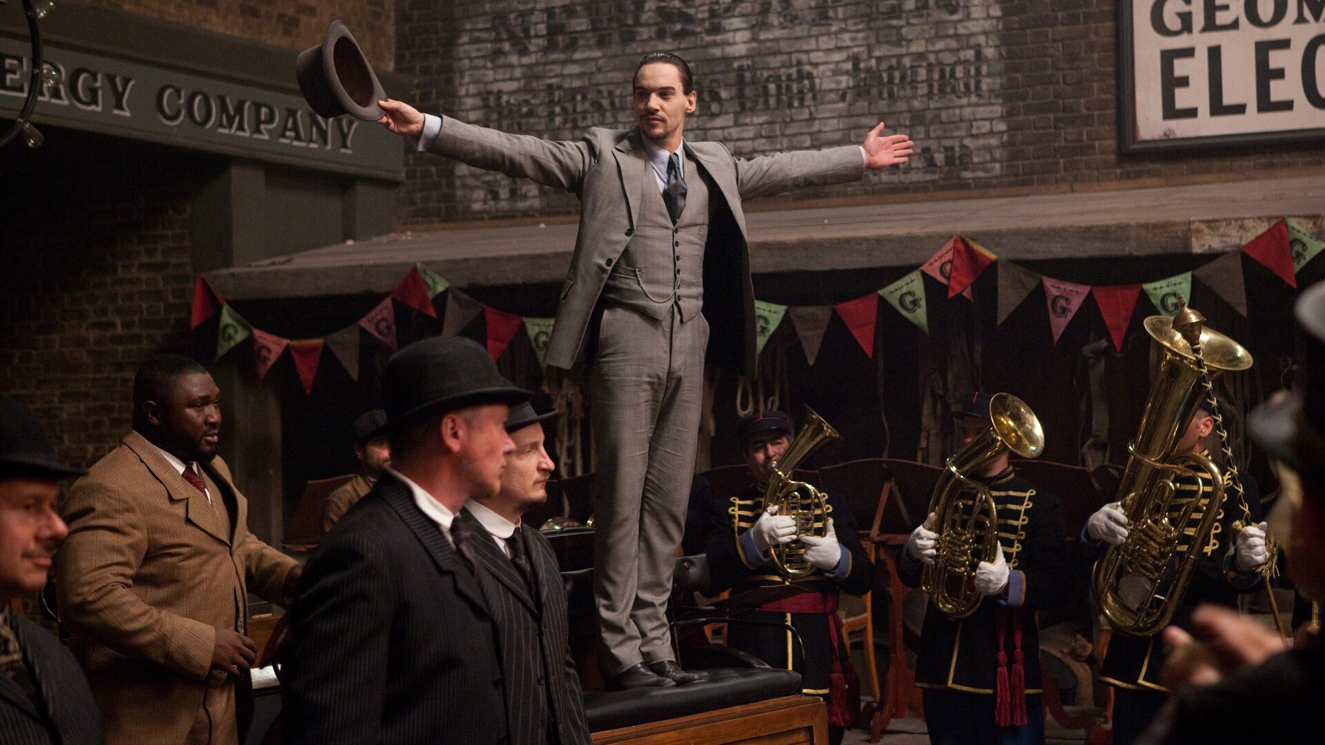 Watch Dracula Episode: Let There Be Light - NBC.com