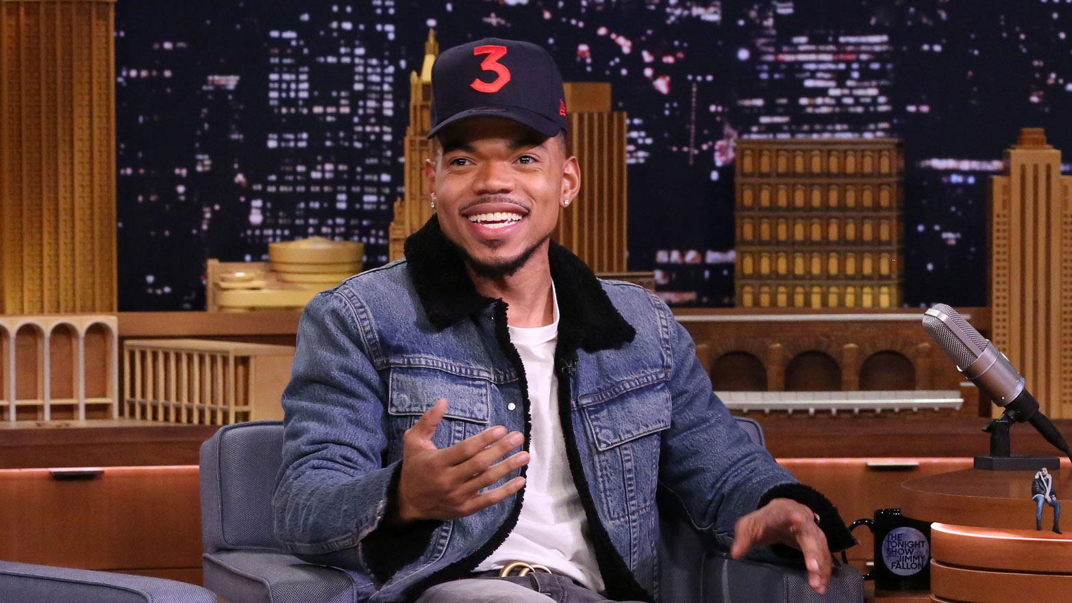 Watch The Tonight Show Starring Jimmy Fallon Interview Chance the Rapper Wishes He Could Hang