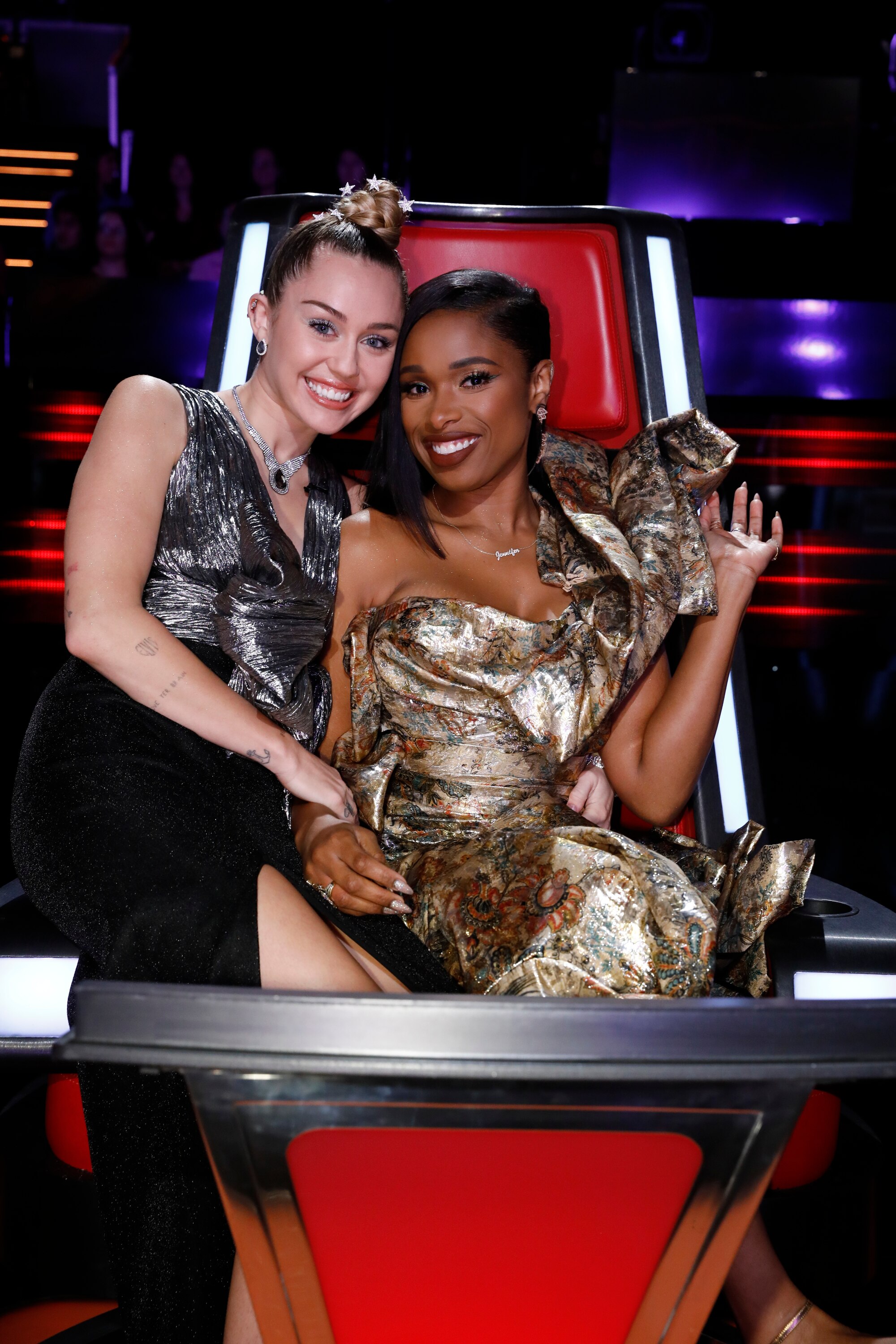 The Voice: Behind the Scenes: Live Top 11 Performances Photo: 3039935