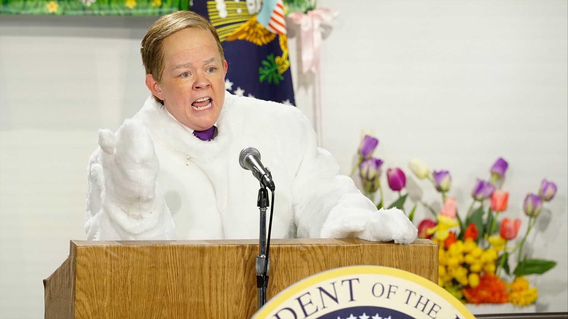 Watch Saturday Night Live Highlight Easter Message from Sean Spicer