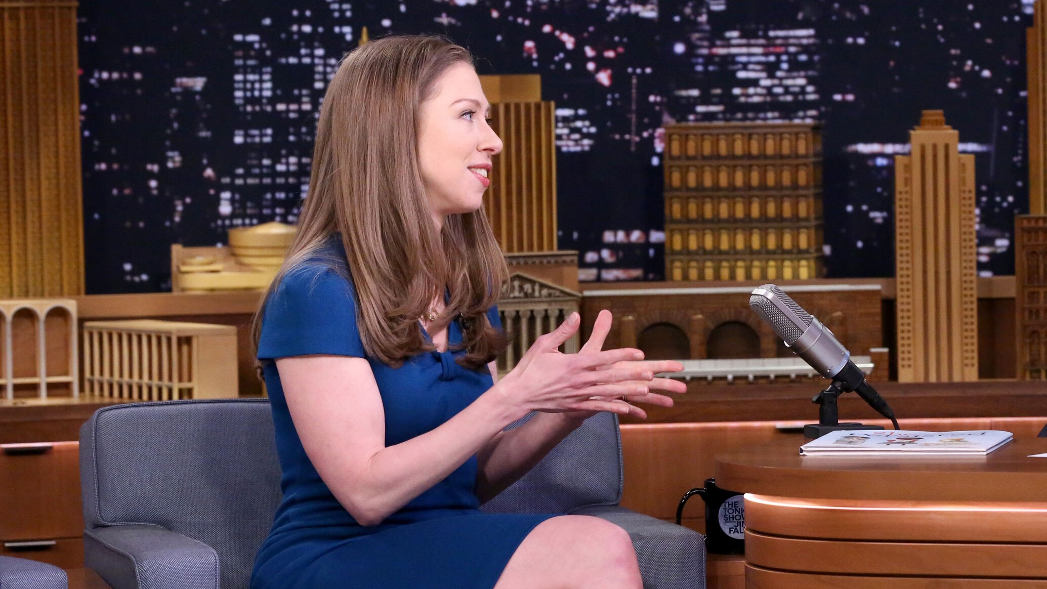 Watch The Tonight Show Starring Jimmy Fallon Interview: Chelsea Clinton Laughs at Critics Hating ...