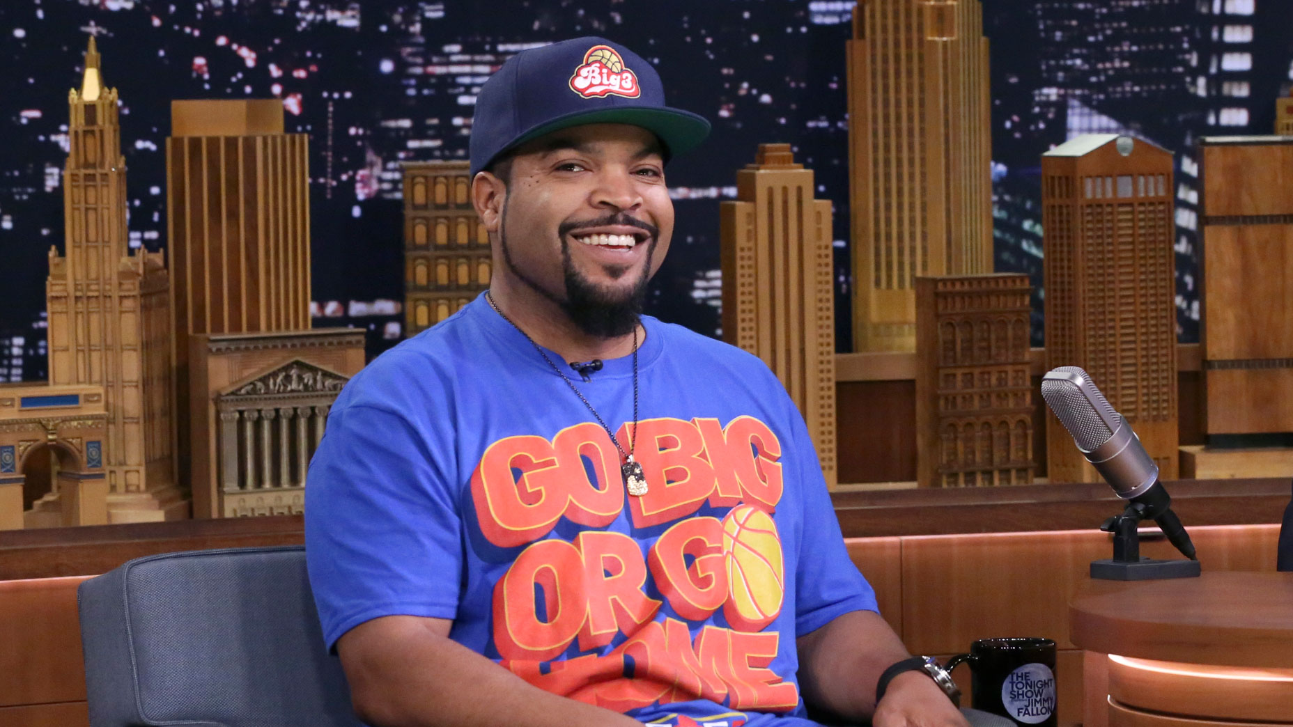 Watch The Tonight Show Starring Jimmy Fallon Interview Dave Chappelle Helped Ice Cube Check Off A Bucket List Item Nbc Com