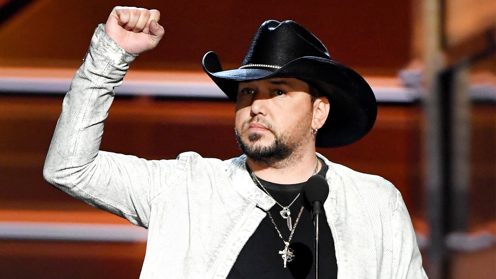 Watch Access Hollywood Interview Jason Aldean Honors His Las Vegas