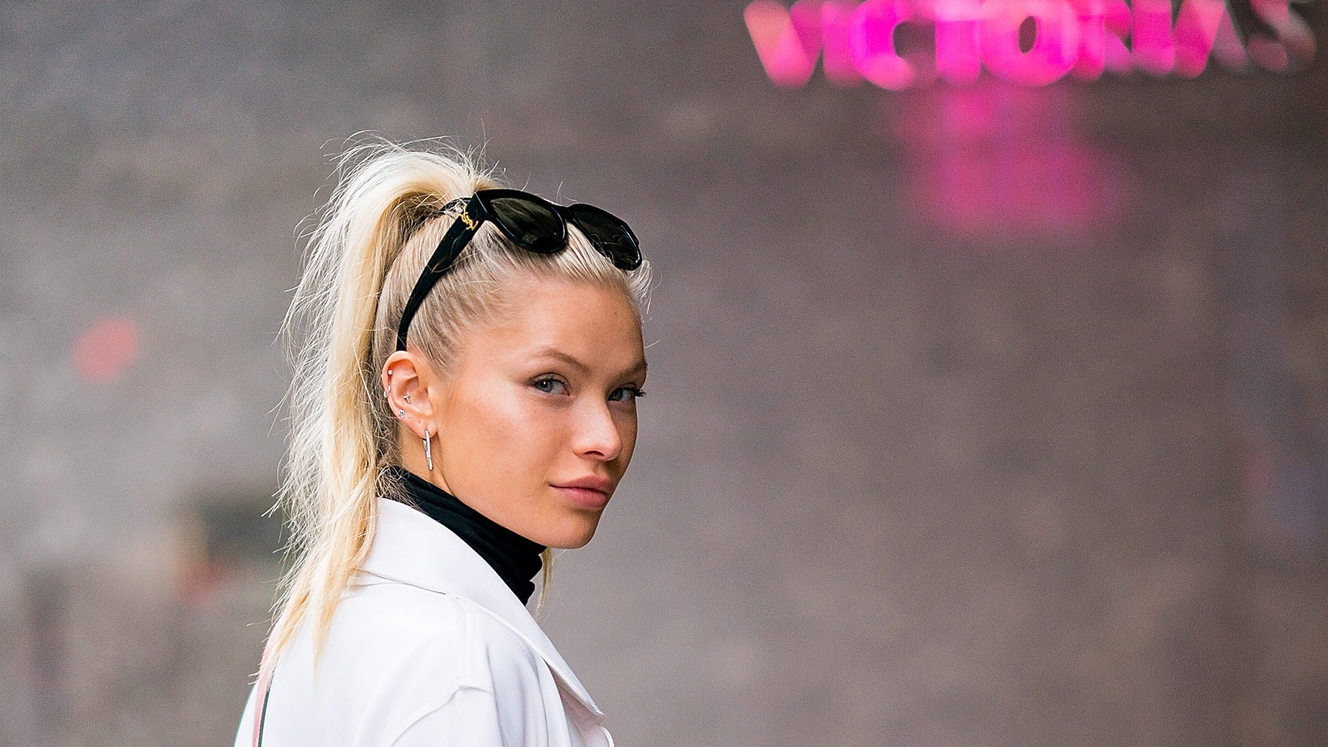 Watch Access Hollywood Interview: Jose Canseco's Daughter Josie Earns