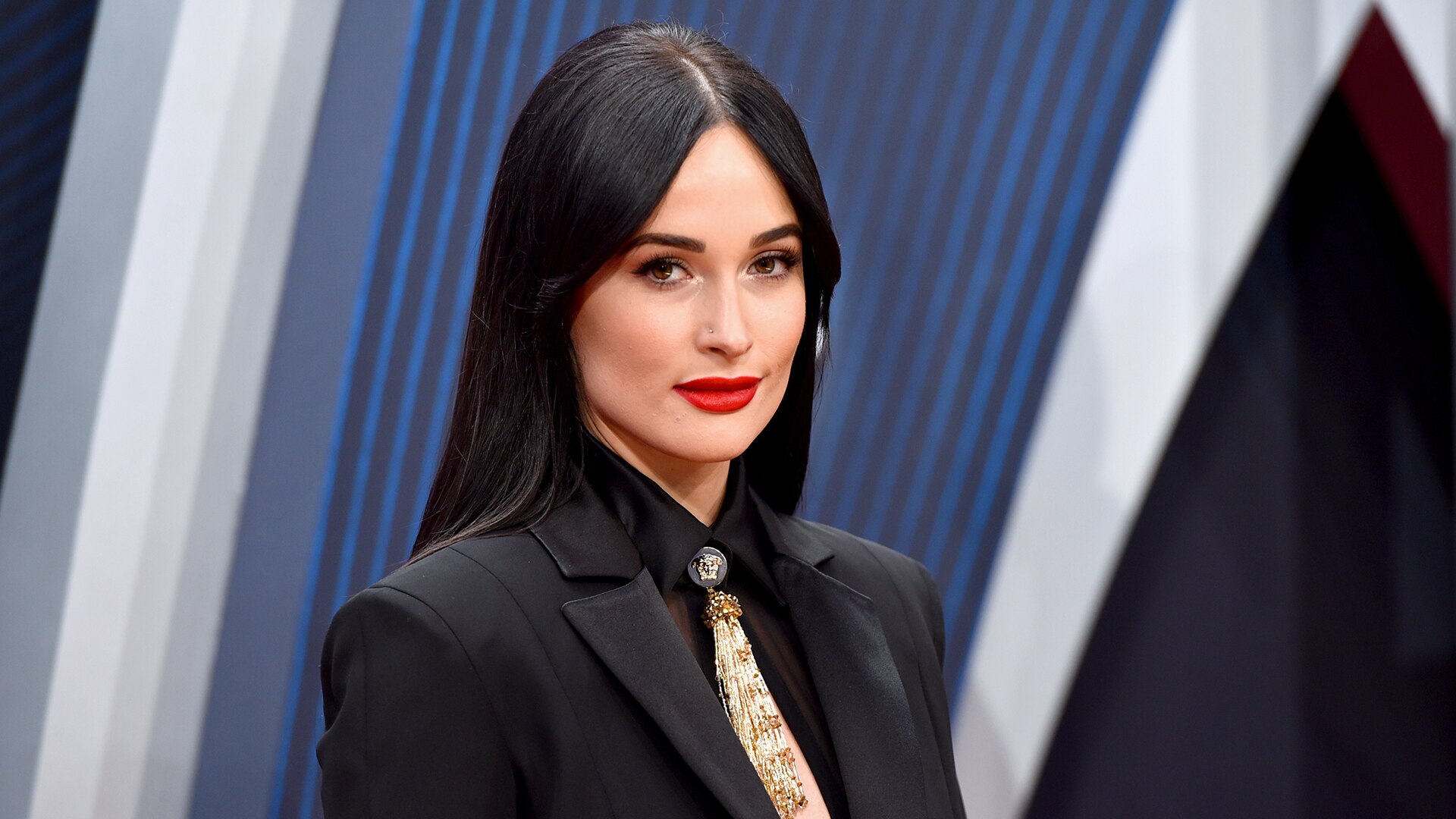 Www Nbc Com The Tonight Show Video Eiza Gonzalez Auditioned For Robert Rodriguez In A Wedding Dress Img Nbc Com Sites Nbcunbc Files Images 21 4 16 Eiza Gonzalez Auditioned For Robert Rodrigue Jpg Eiza