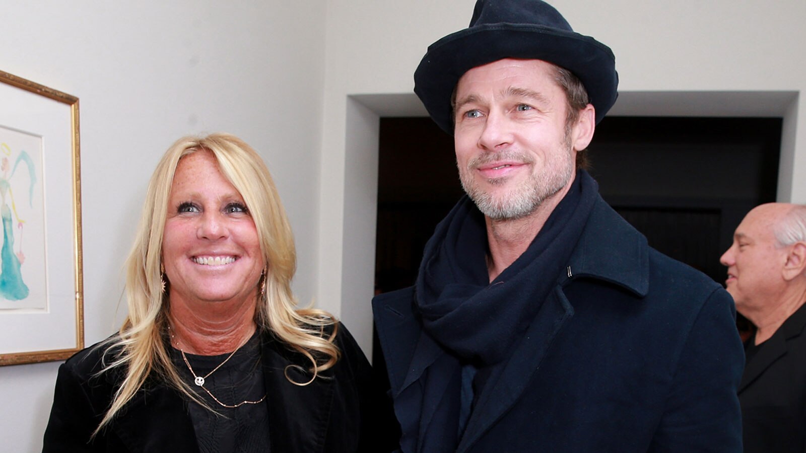 Watch Access Hollywood Interview Brad Pitt Makes A Rare Public(02)