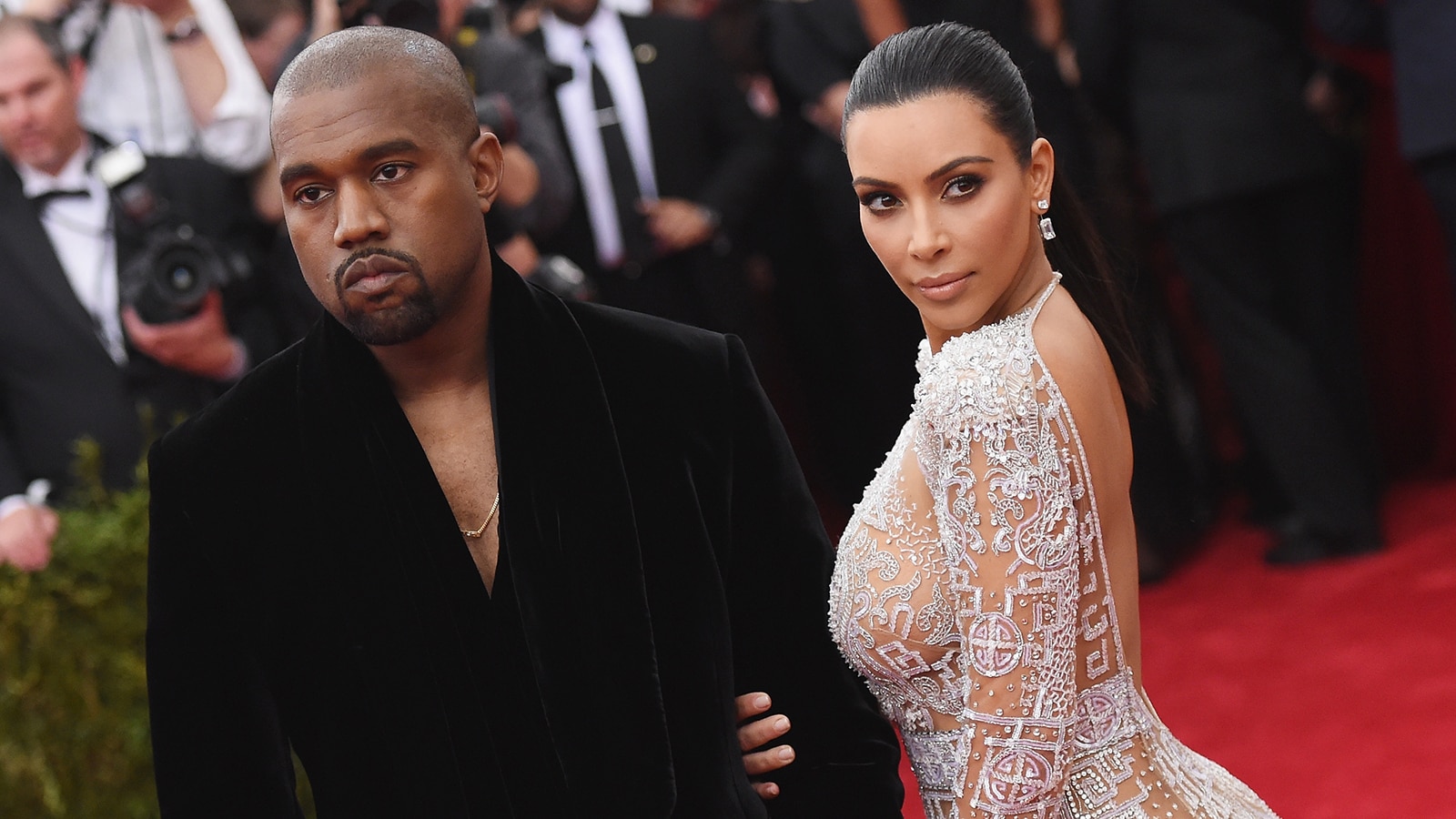 Kim Kardashian's extravagant gifts from Kanye - $3m diamond to hologram of  late dad - Mirror Online