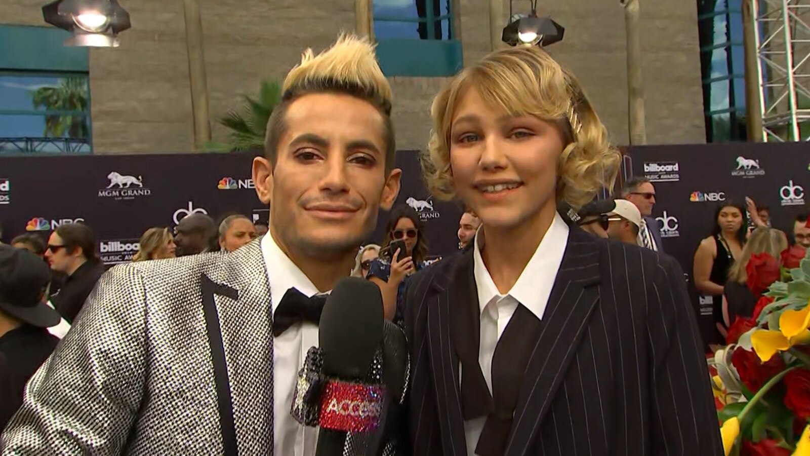 Grace VanderWaal Tells Frankie Grande About Her Love For Ariana Grande:  'I'm Her Biggest Fan!'