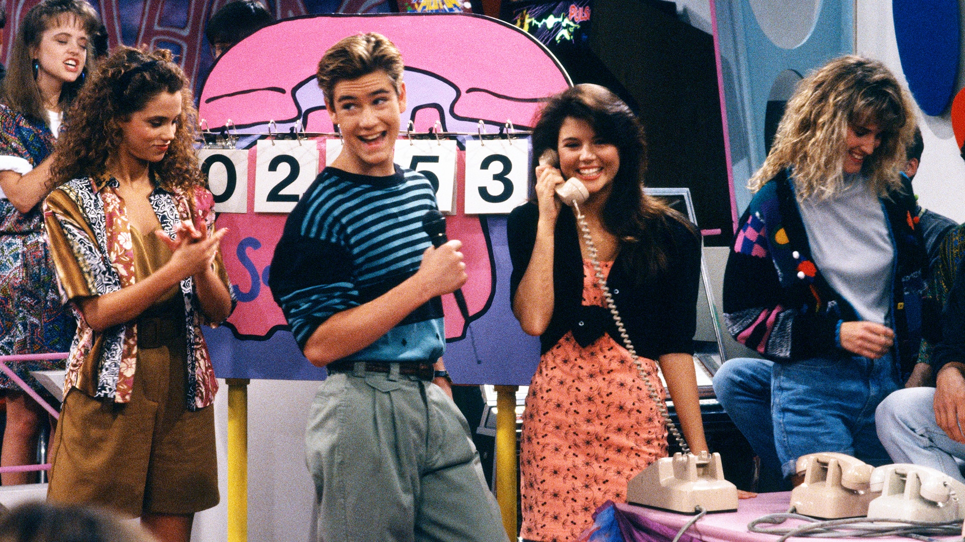Watch Saved by the Bell Episode: Save the Max - NBC.com