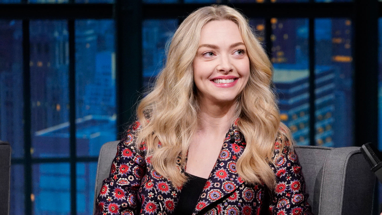 Watch Late Night with Seth Meyers Interview: Amanda Seyfried Is in Awe