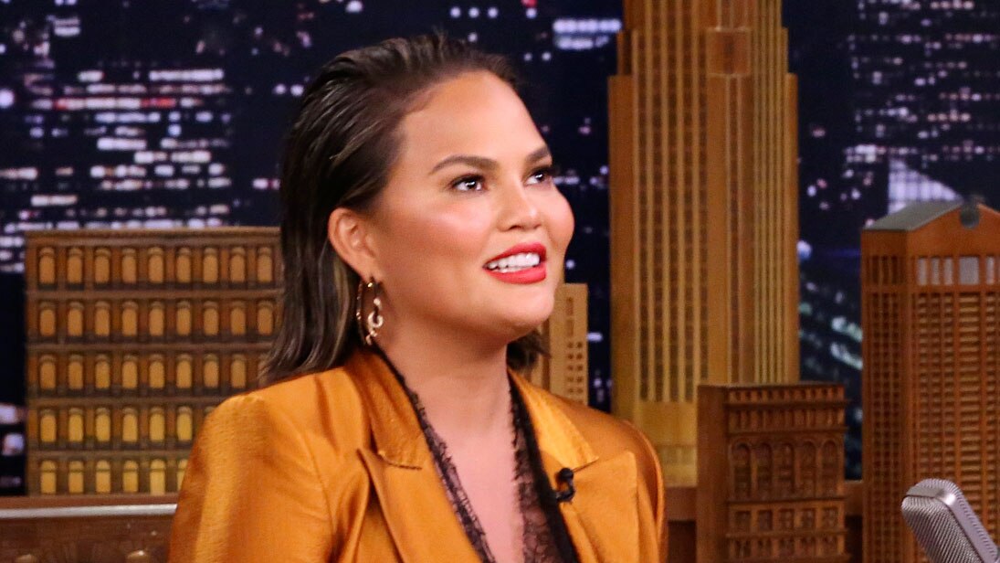 Watch The Tonight Show Starring Jimmy Fallon Interview Chrissy Teigen 3873