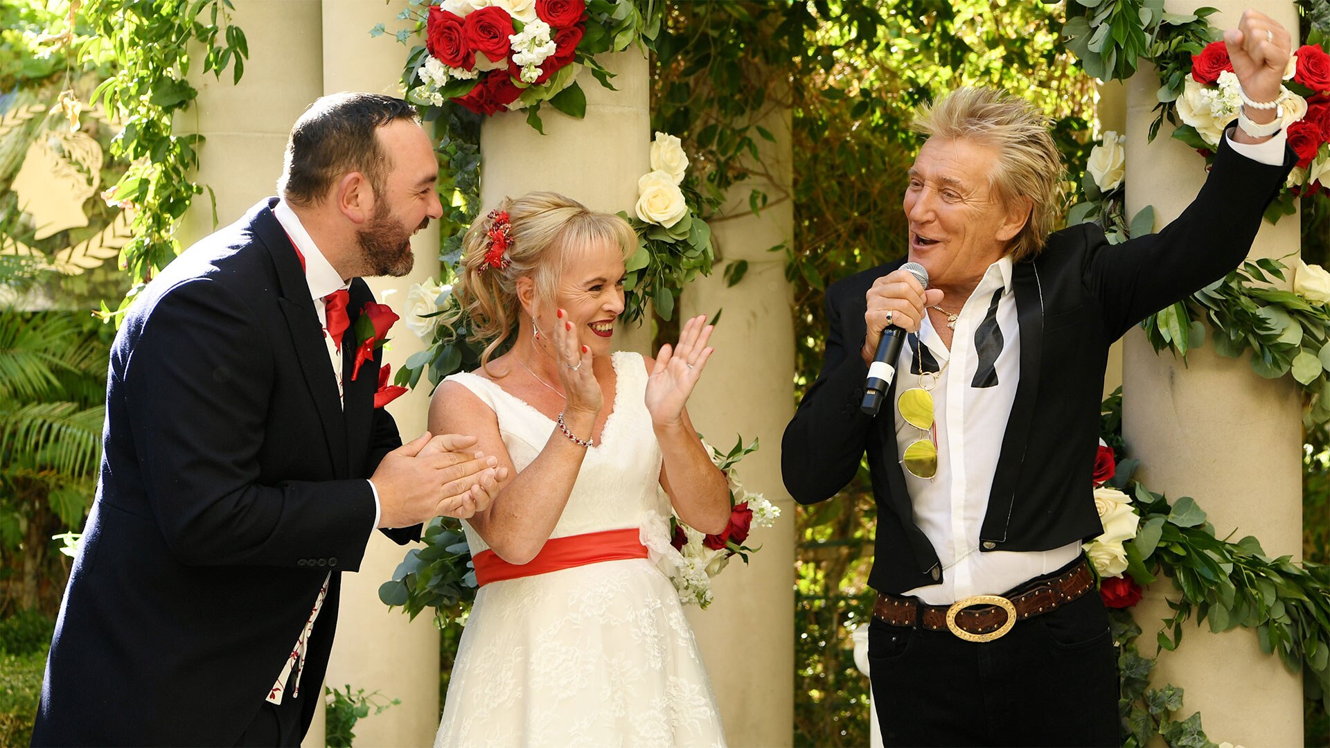 Watch Access Hollywood Interview: Sir Rod Stewart Becomes Surprise ...