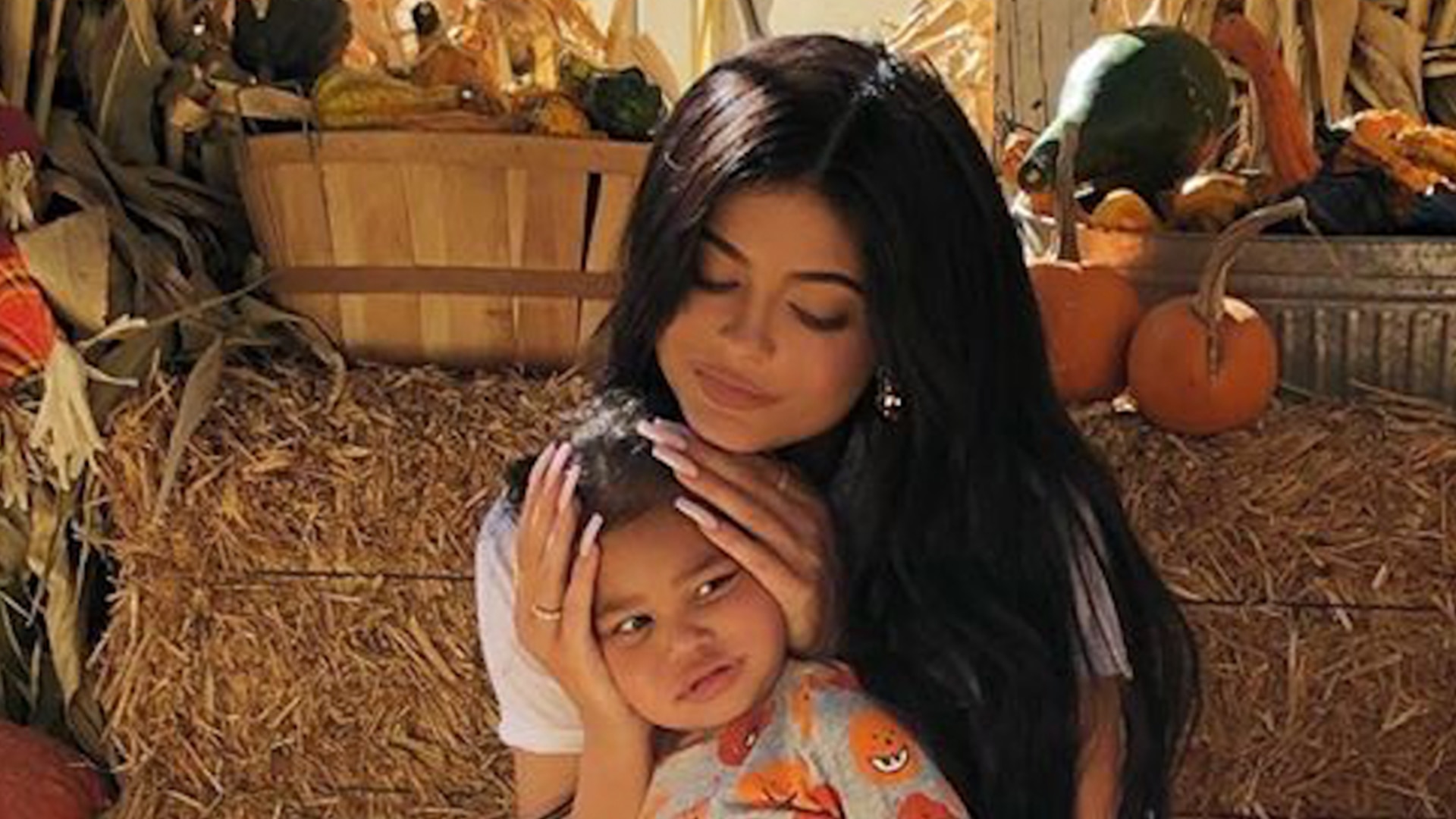 Watch Access Hollywood Interview Kylie Jenners Daughter Stormi Explores Pumpkin Patch In 2309