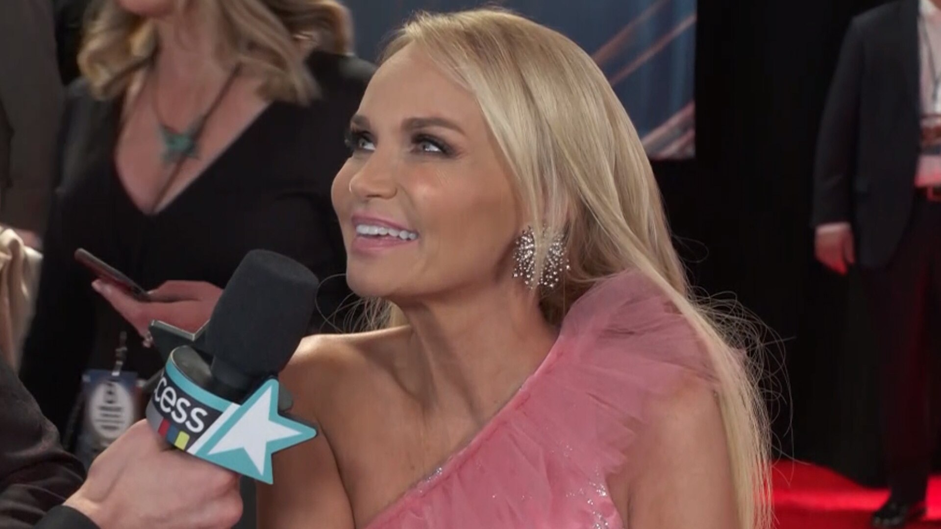 Watch Access Hollywood Interview: Kristin Chenoweth Reveals The Reason