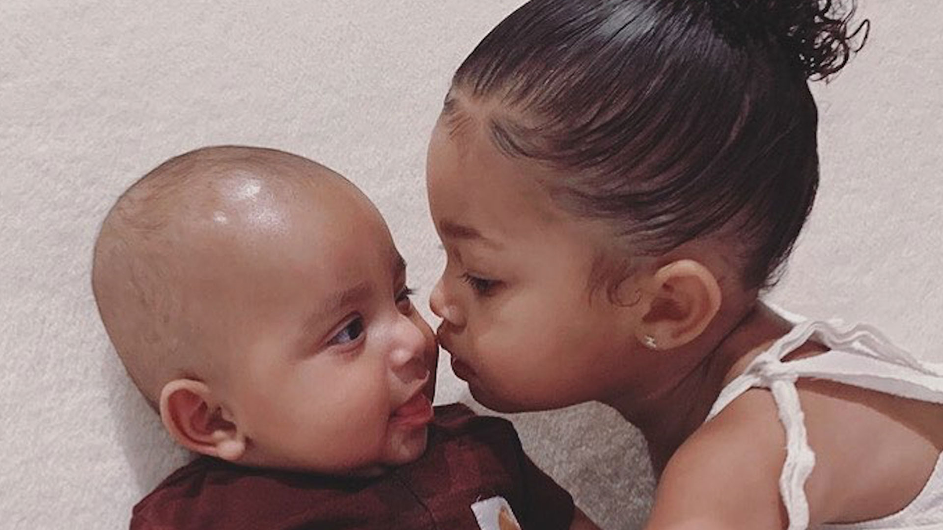 Watch Access Hollywood Interview: Kylie Jenner's Daughter Stormi Snuggles With Cousin Psalm In ...
