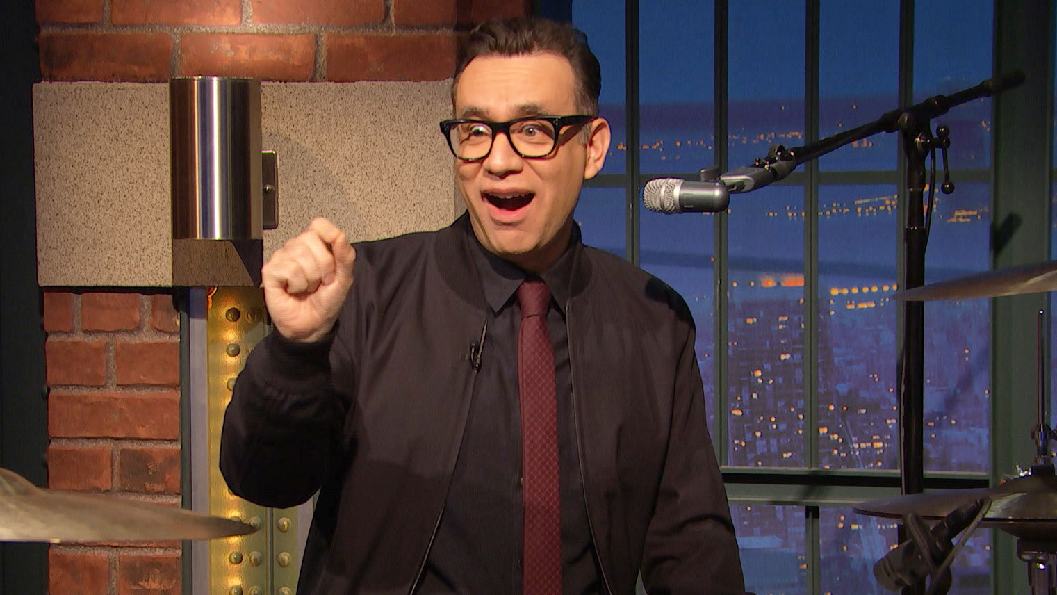 Watch Late Night With Seth Meyers Highlight Fred Armisen Art Aficionado The Discovery By 8616