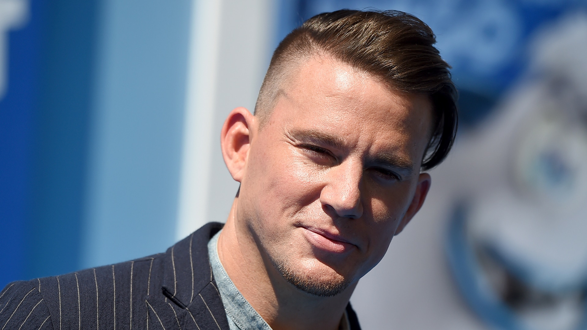 Https Www Nbc Com Chicago Pd Video Share The Moment The Real Halstead 3644465 Https Img Nbc Com Mpx Static Image 280 494 180103 3644465 Share The Moment The Real Halstead Jpg Share The Moment The Real Halstead Camila Raises