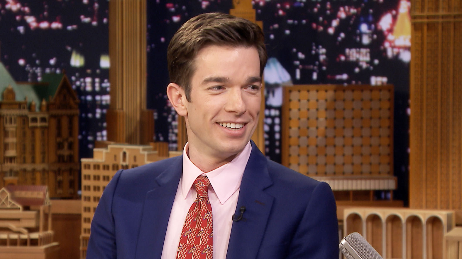 Watch The Tonight Show Starring Jimmy Fallon Interview John Mulaney And Pete Davidson Have Very Different Dressing Room Styles On Their Tour Nbc Com Last night on late night. nbc