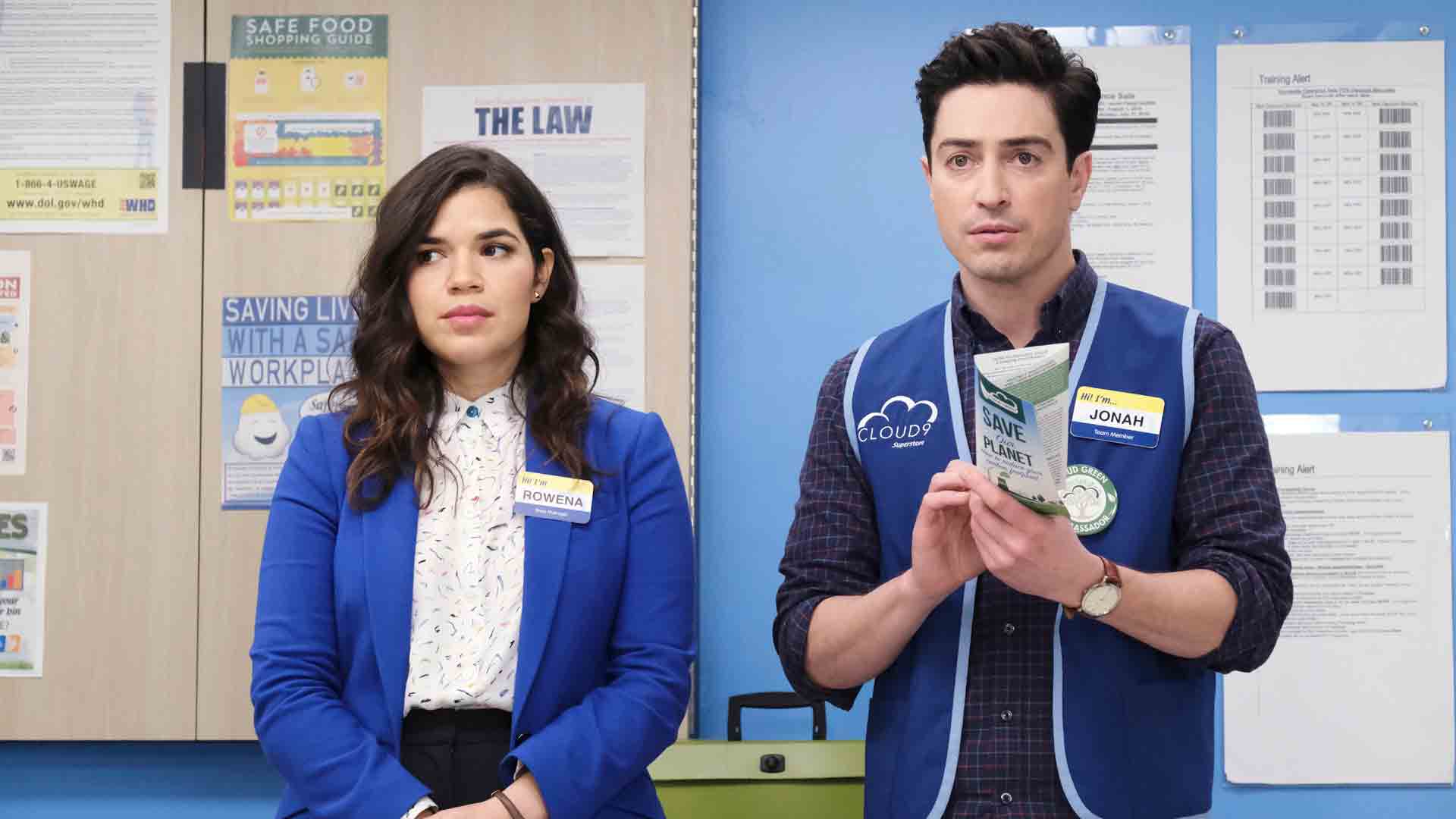 Watch Superstore Highlight: Cloud 9 Goes Green! - NBC.com