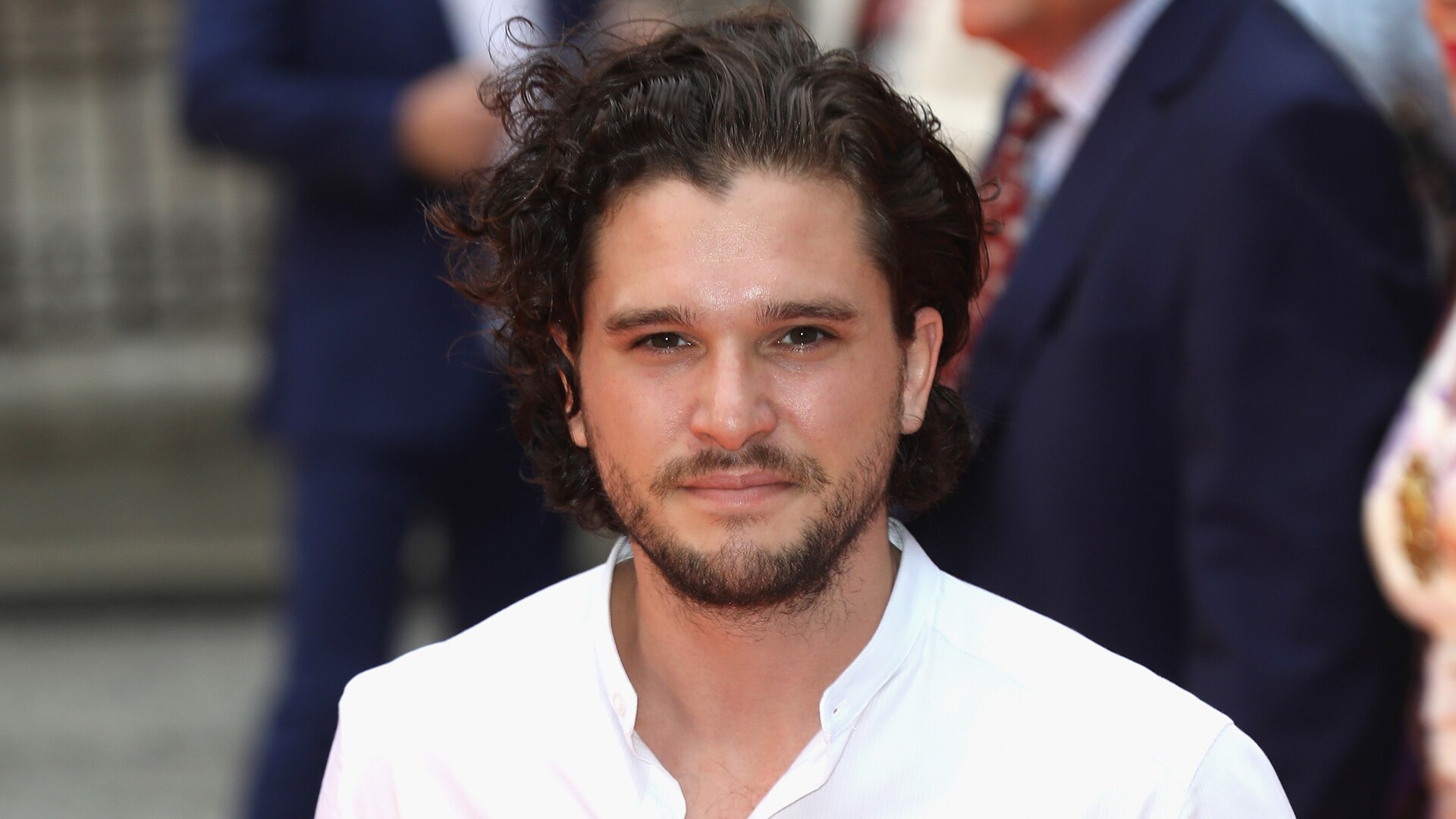 Watch Access Hollywood Interview Game Of Thrones Star Kit Harington 
