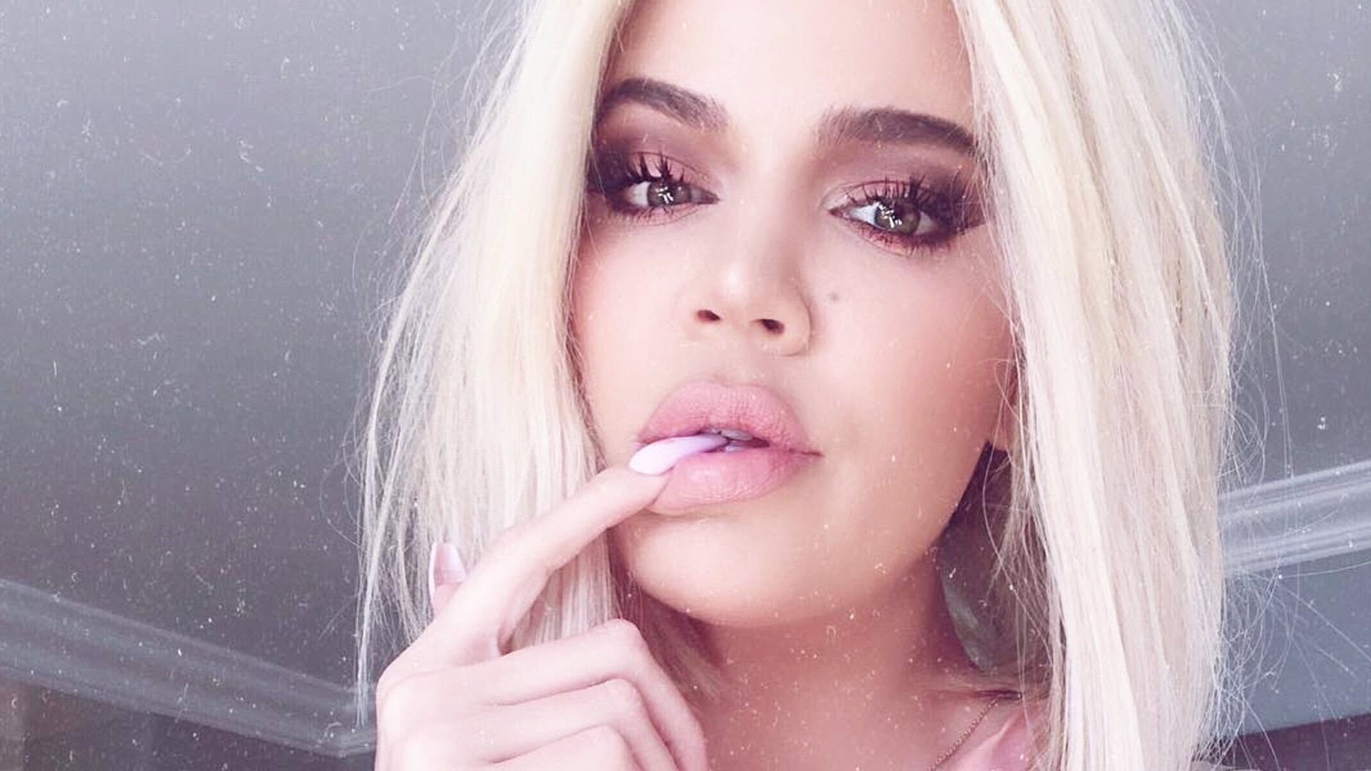 Watch Access Hollywood Interview: Khloé Kardashian Gets ...