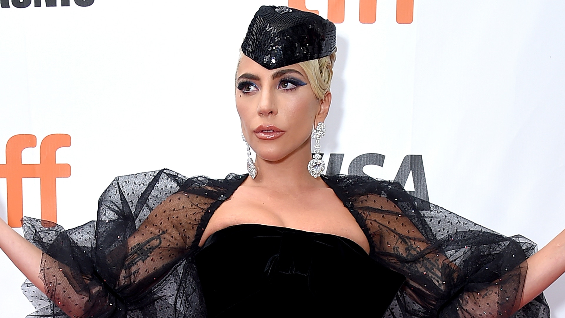 Watch Access Hollywood Interview Lady Gaga Narrowly Escapes A Nasty Onstage Fall During Las