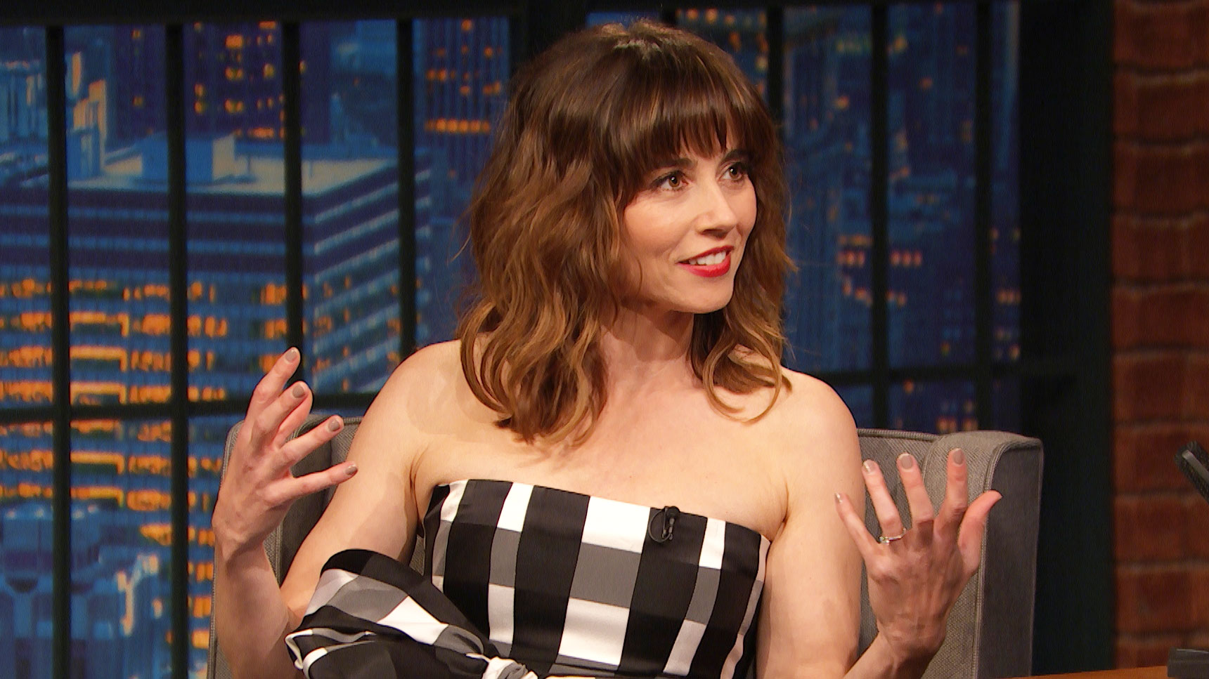 Watch Late Night with Seth Meyers interview 'Linda Cardellini Cried So...