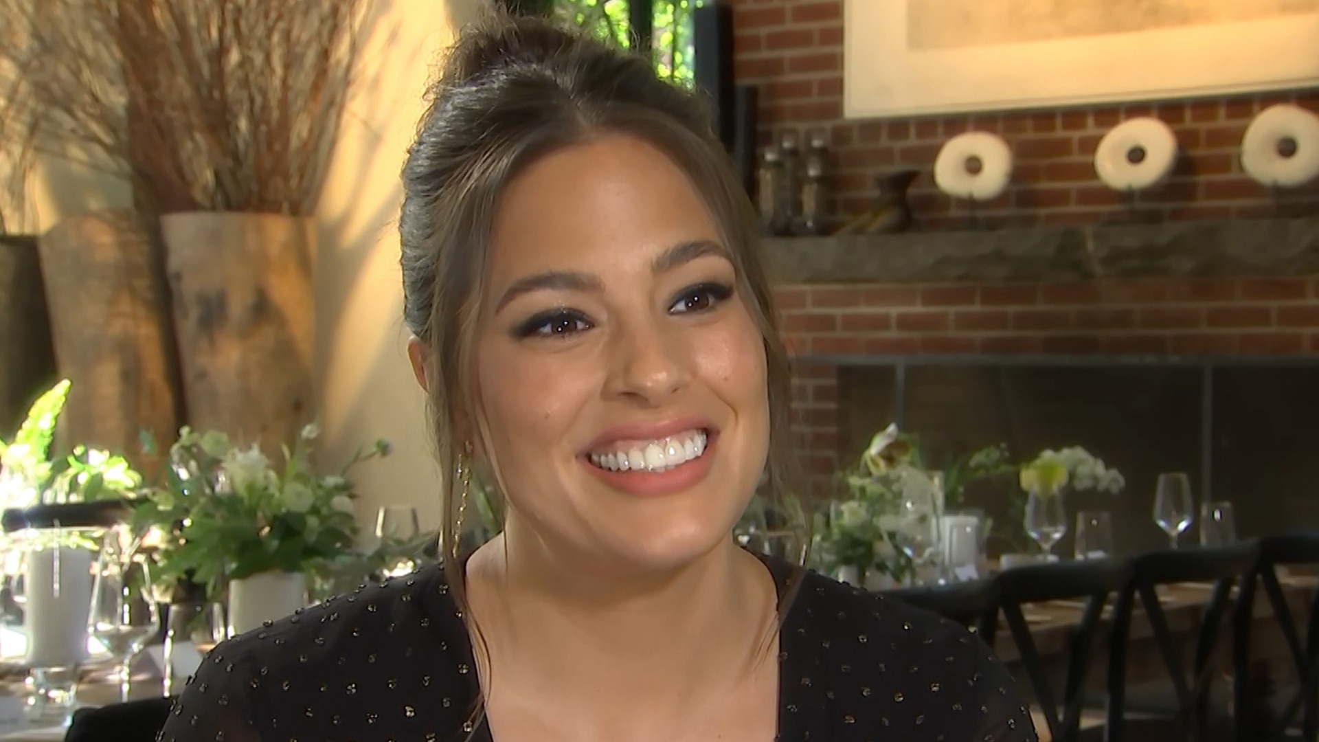 Watch Access Hollywood Interview Ashley Graham Spills The Baller Way She Upgrades Her Wedding