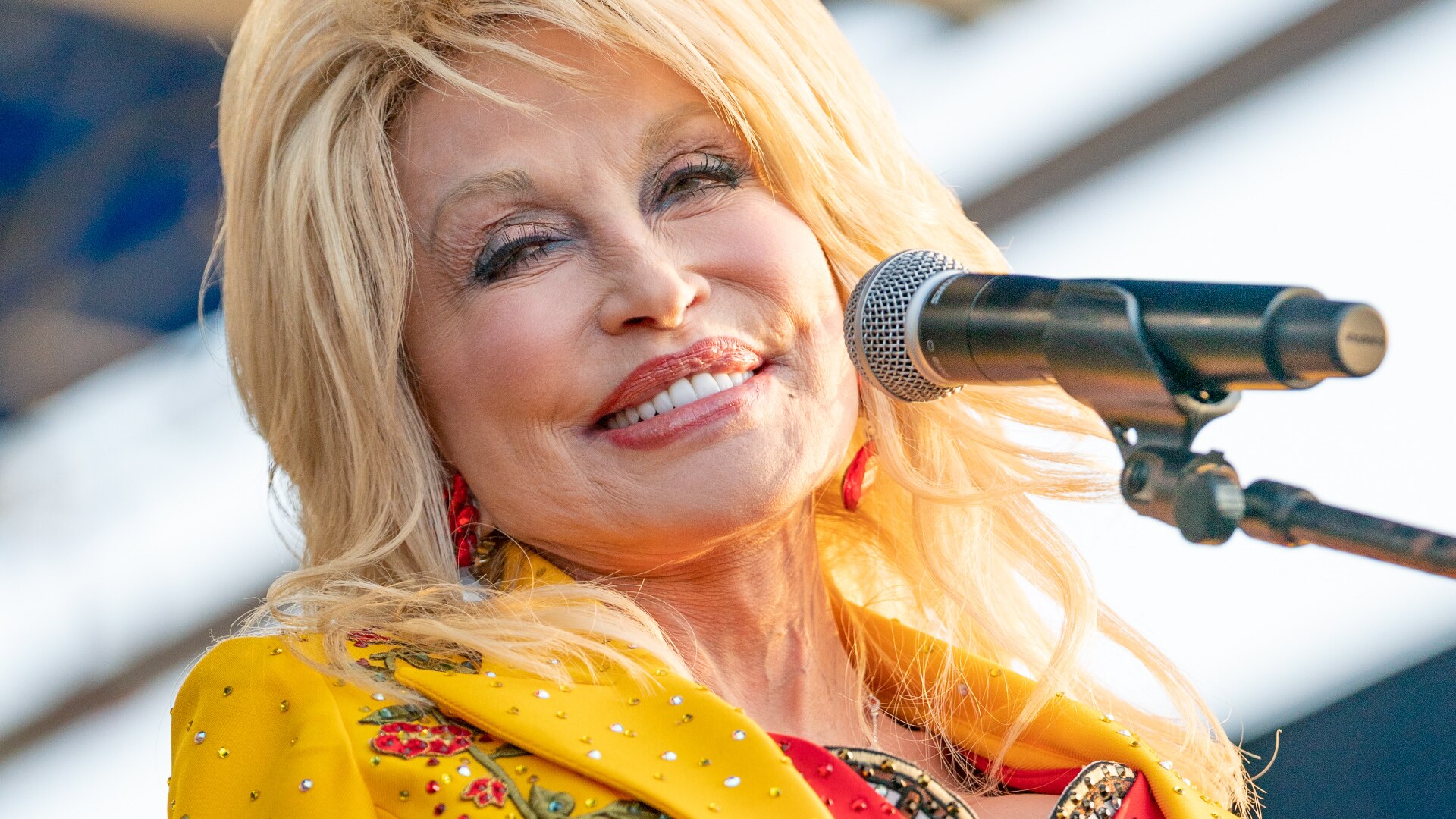 Watch Access Hollywood Interview Dolly Parton Surprises