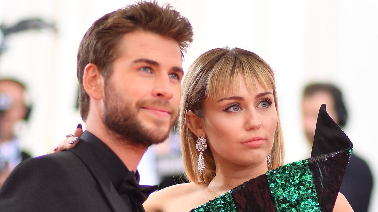 Watch Access Hollywood Interview Miley Cyrus And Liam Hemsworth Split After Less Than 8 Months