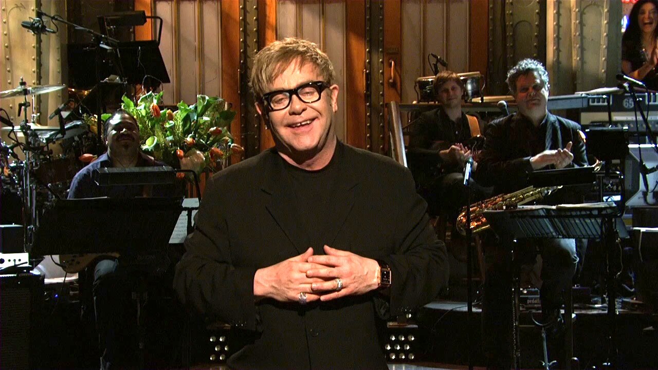 Watch Saturday Night Live Highlight Monologue Elton John Is A New Dad