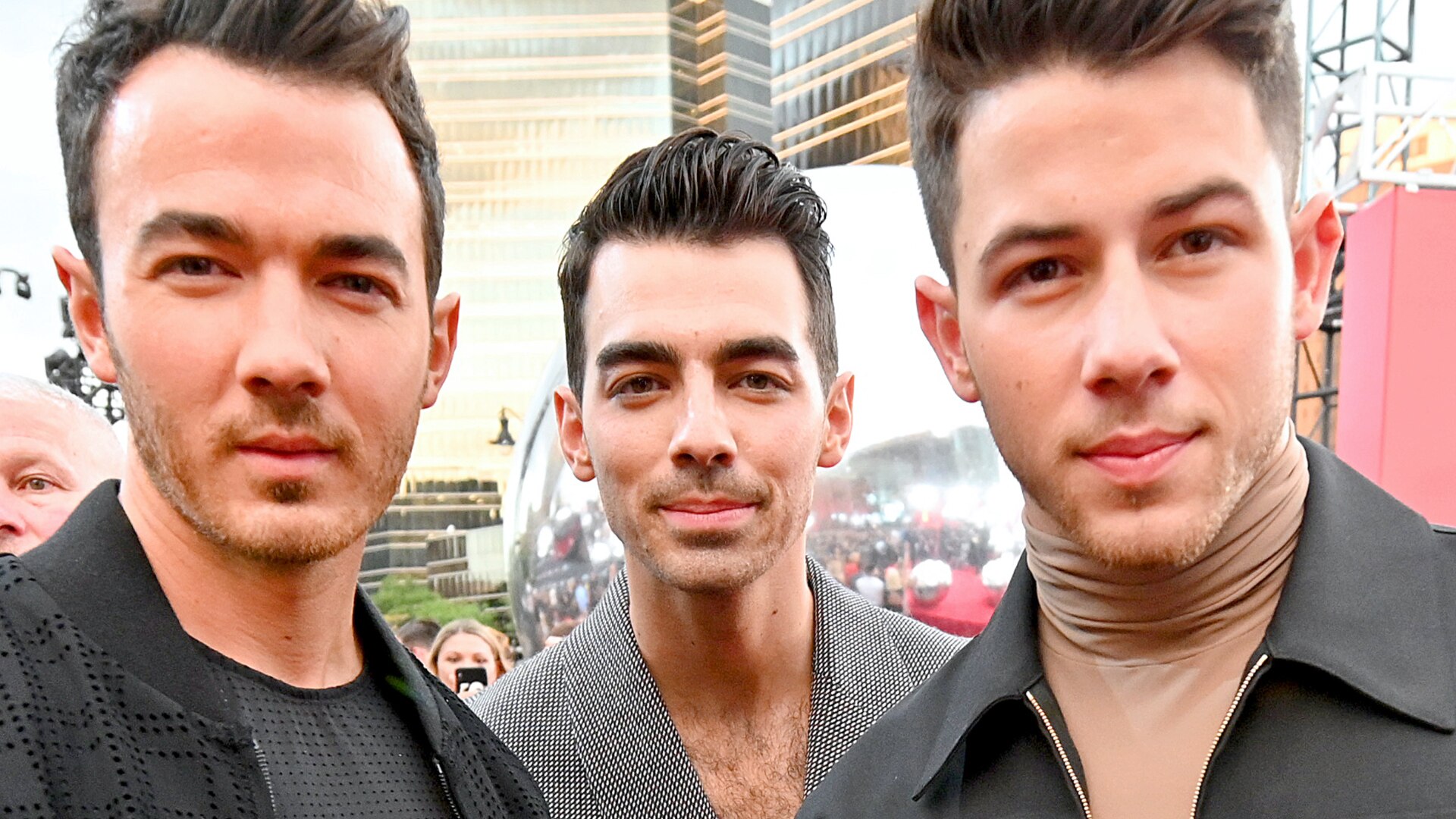 Watch Access Hollywood Interview: The Jonas Brothers Bring The Heat In ...