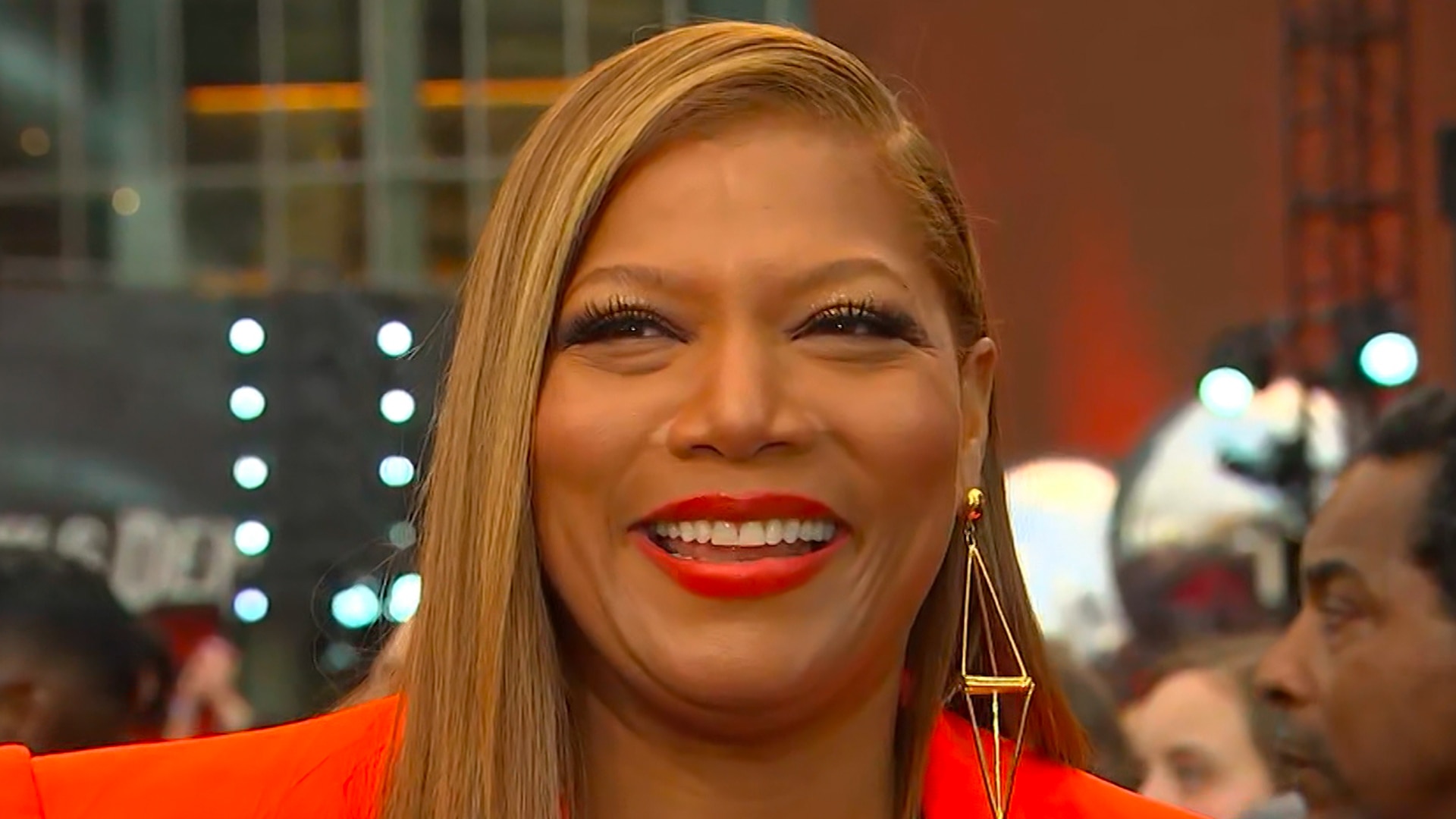 Watch Access Hollywood Interview: Queen Latifah Jokes She Could Pull ...