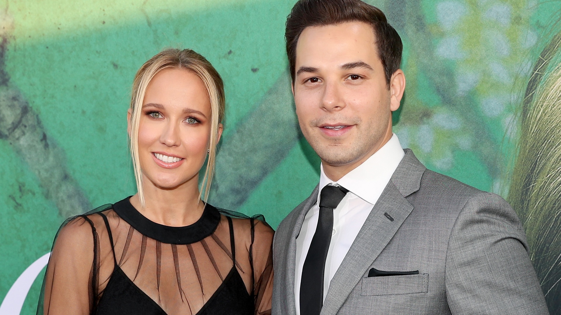 Watch Access Hollywood Interview 'Pitch Perfect' Stars Anna Camp And