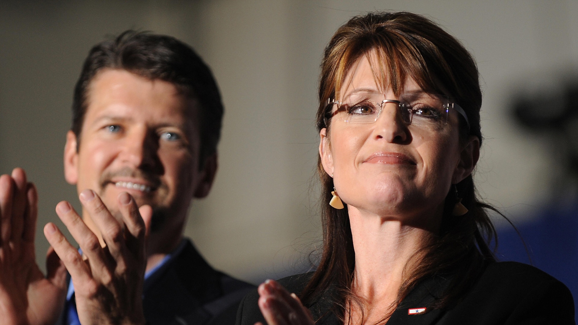 Watch Access Hollywood Interview: Sarah Palin And Husband Todd
