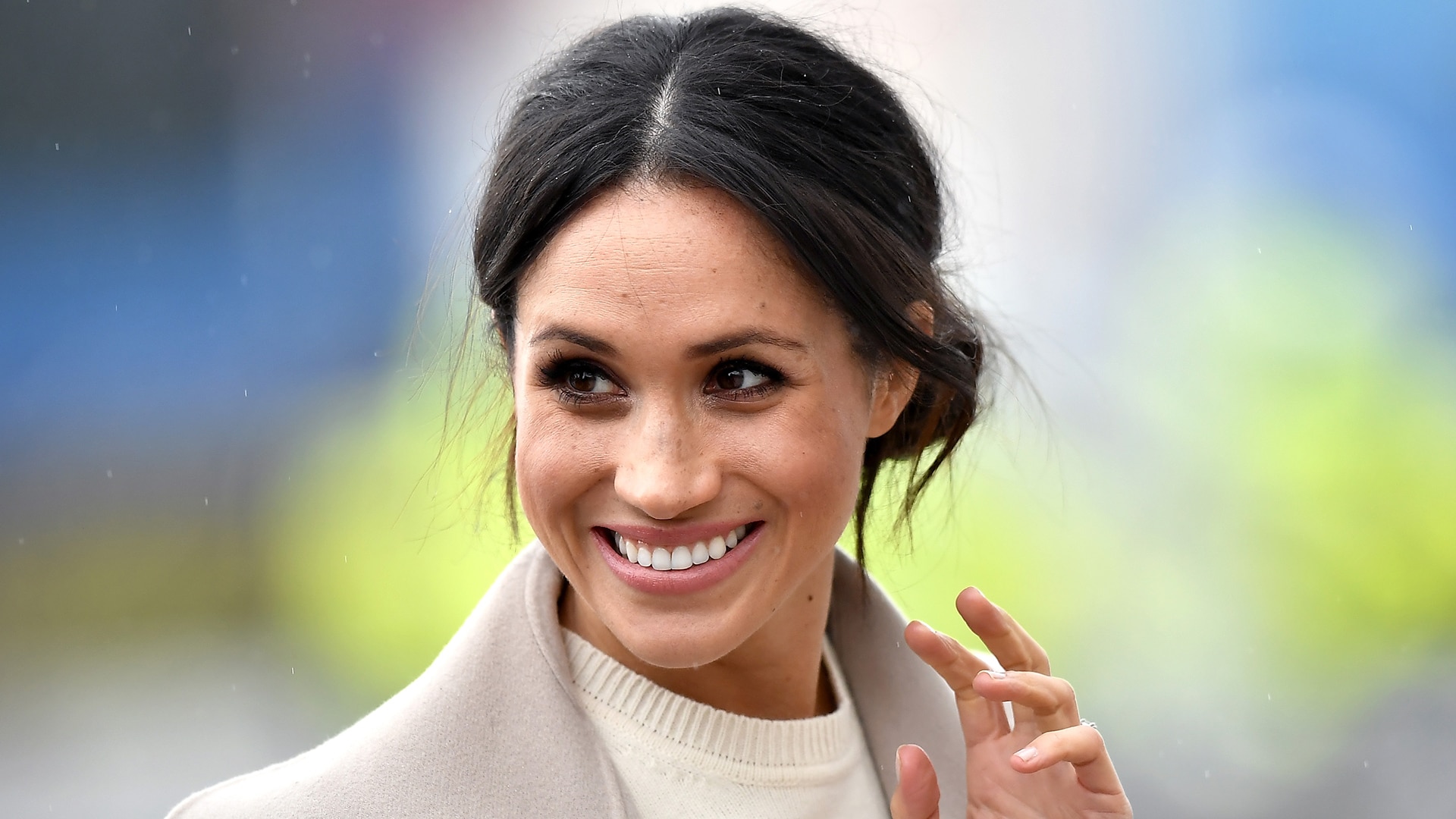 Watch Access Hollywood Interview Meghan Markle Helped Couple Take 9196
