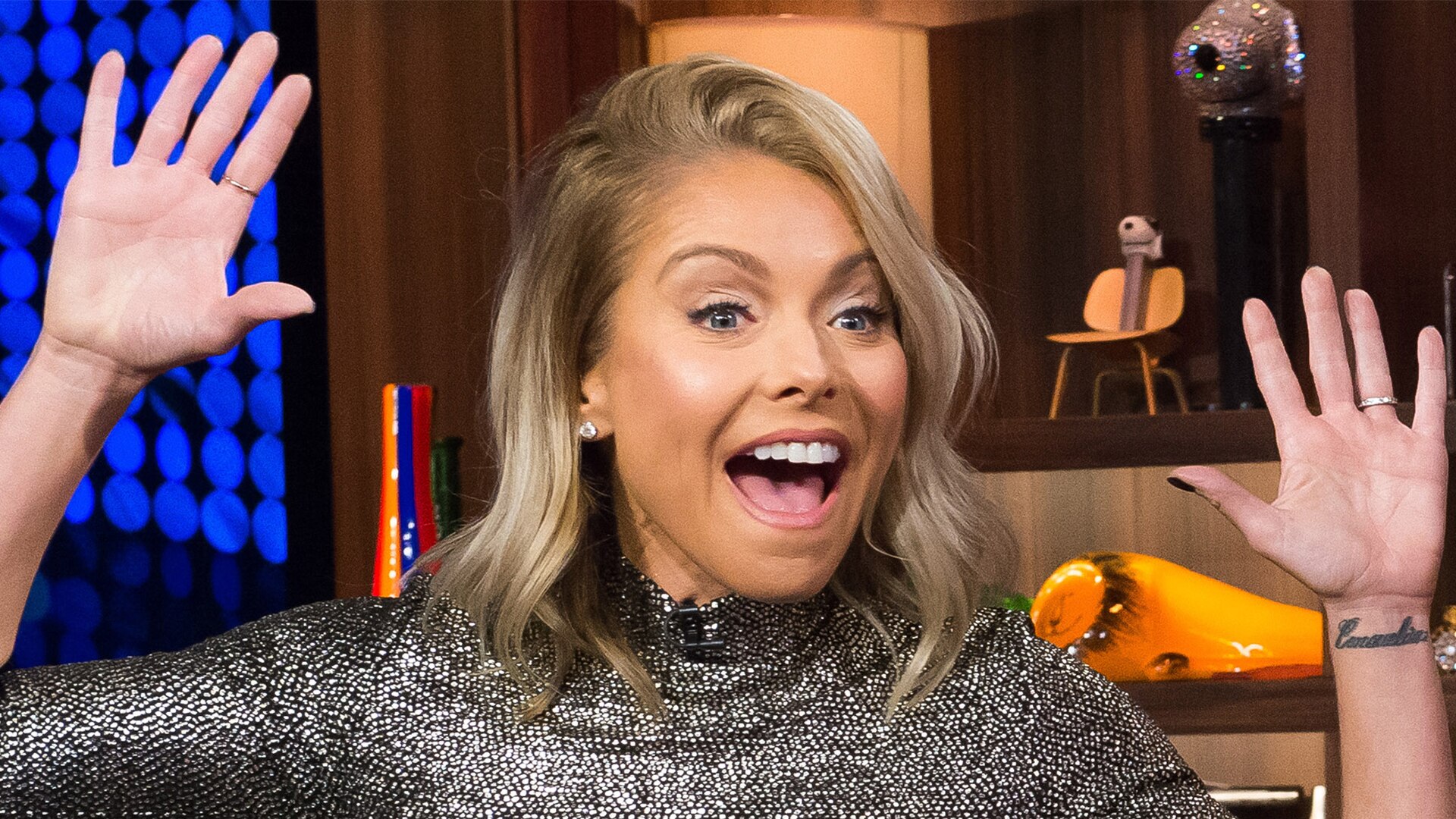 Watch Access Hollywood Interview Kelly Ripa Reveals She Quit Drinking