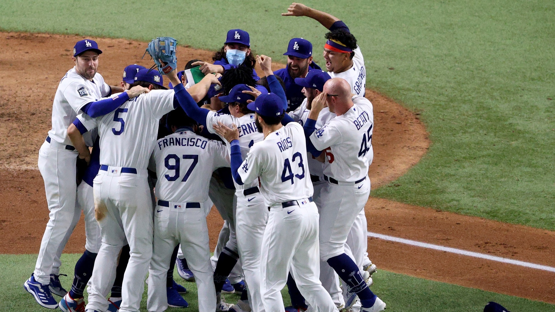 Watch Noticias Telemundo En La Noche Highlight Los Dodgers de Los