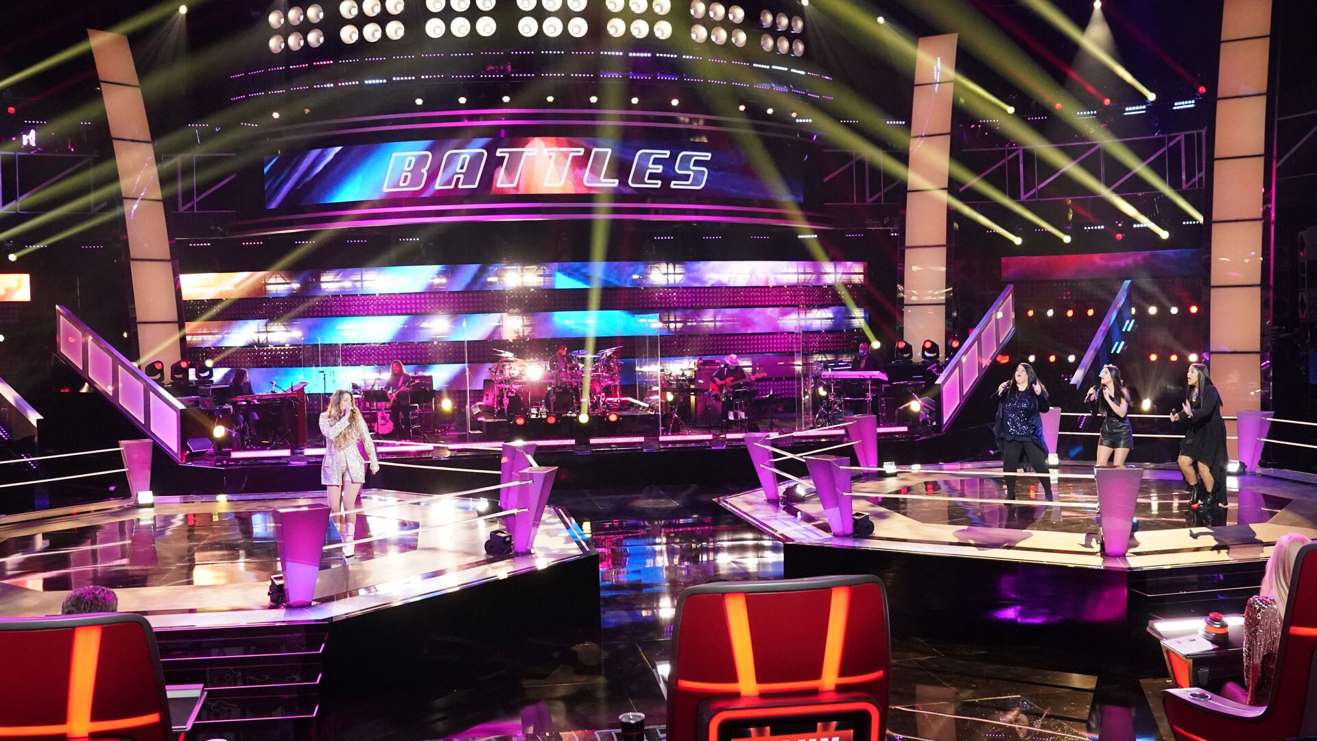 Watch The Voice Episode: The Battles Premiere - NBC.com