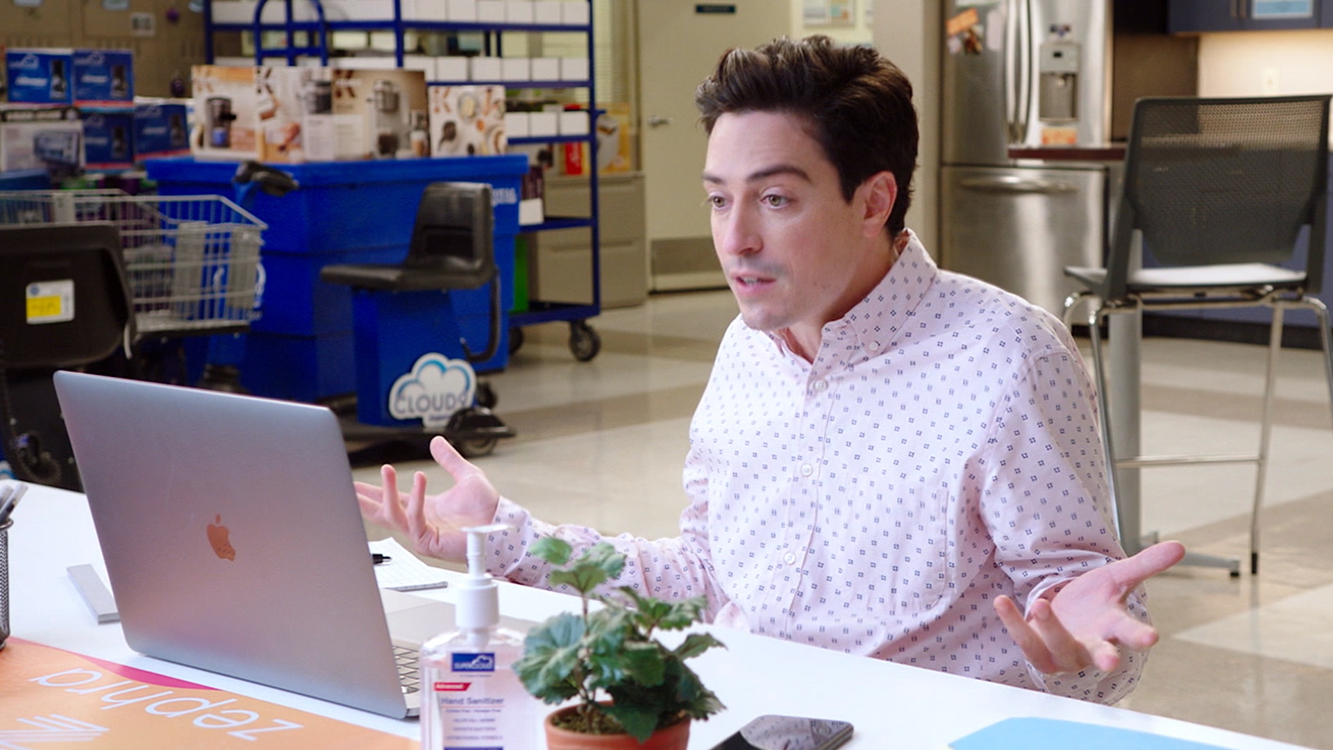 Watch Superstore Highlight Jonah Interviews For Another Job