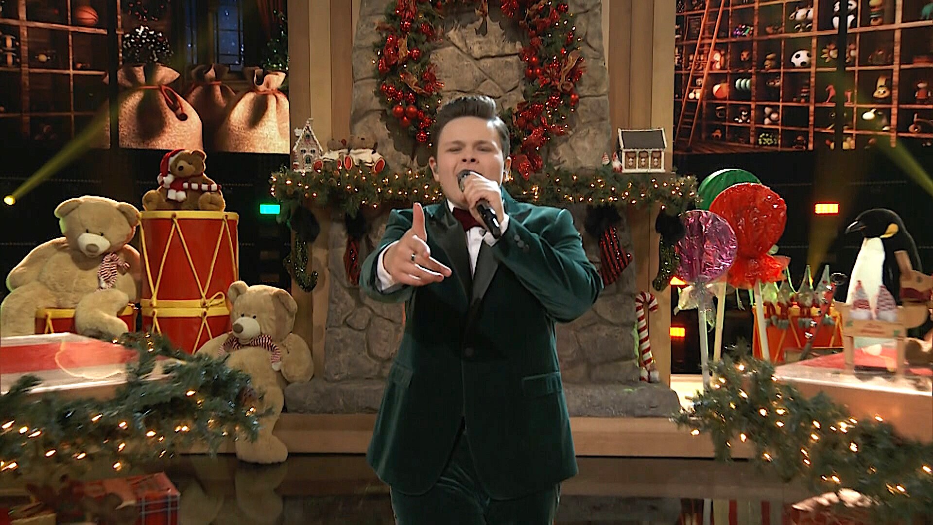 Watch The Voice Highlight Carter Rubin and Gwen Stefani's Duet "You